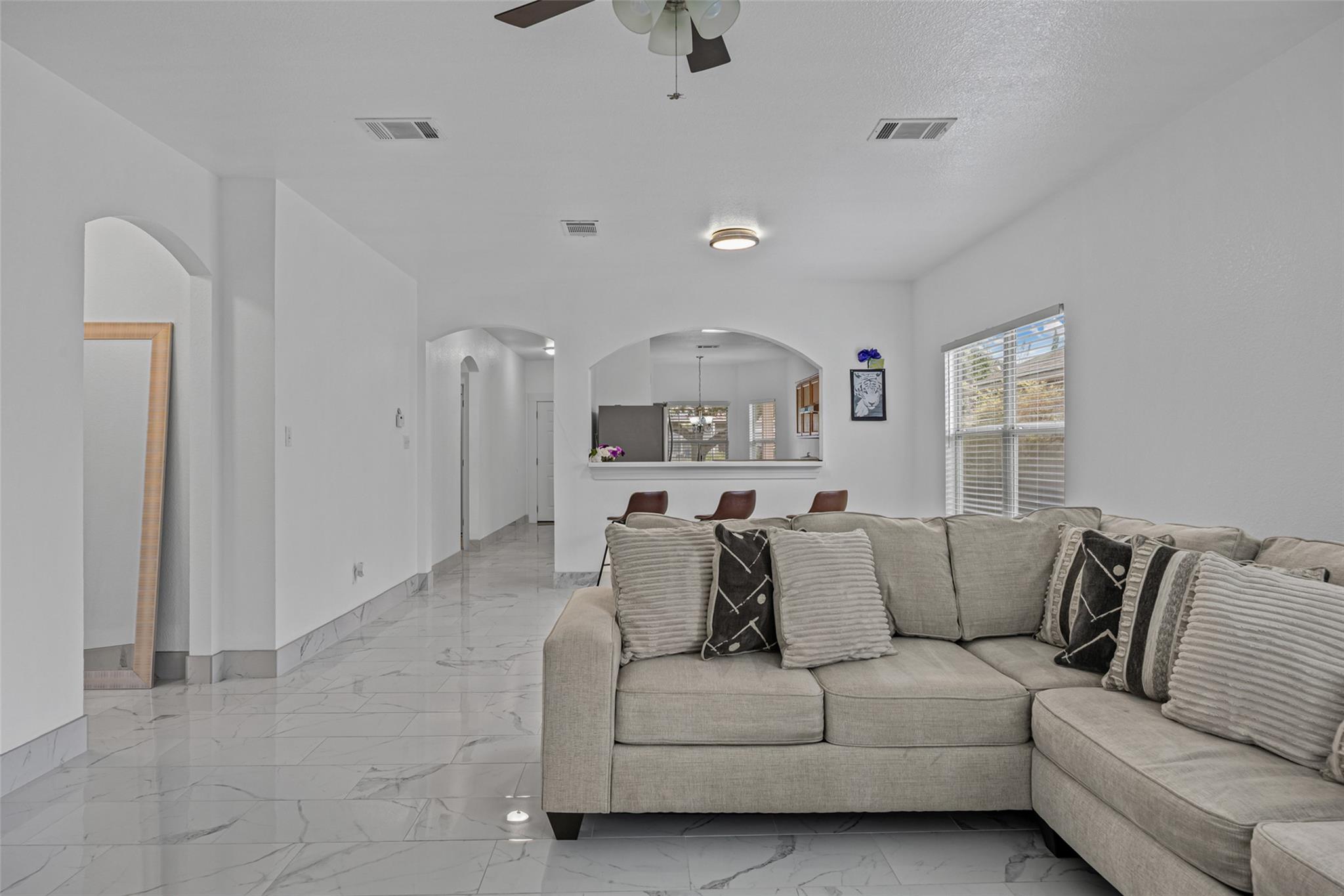 11808  Bastrop St, photo 6