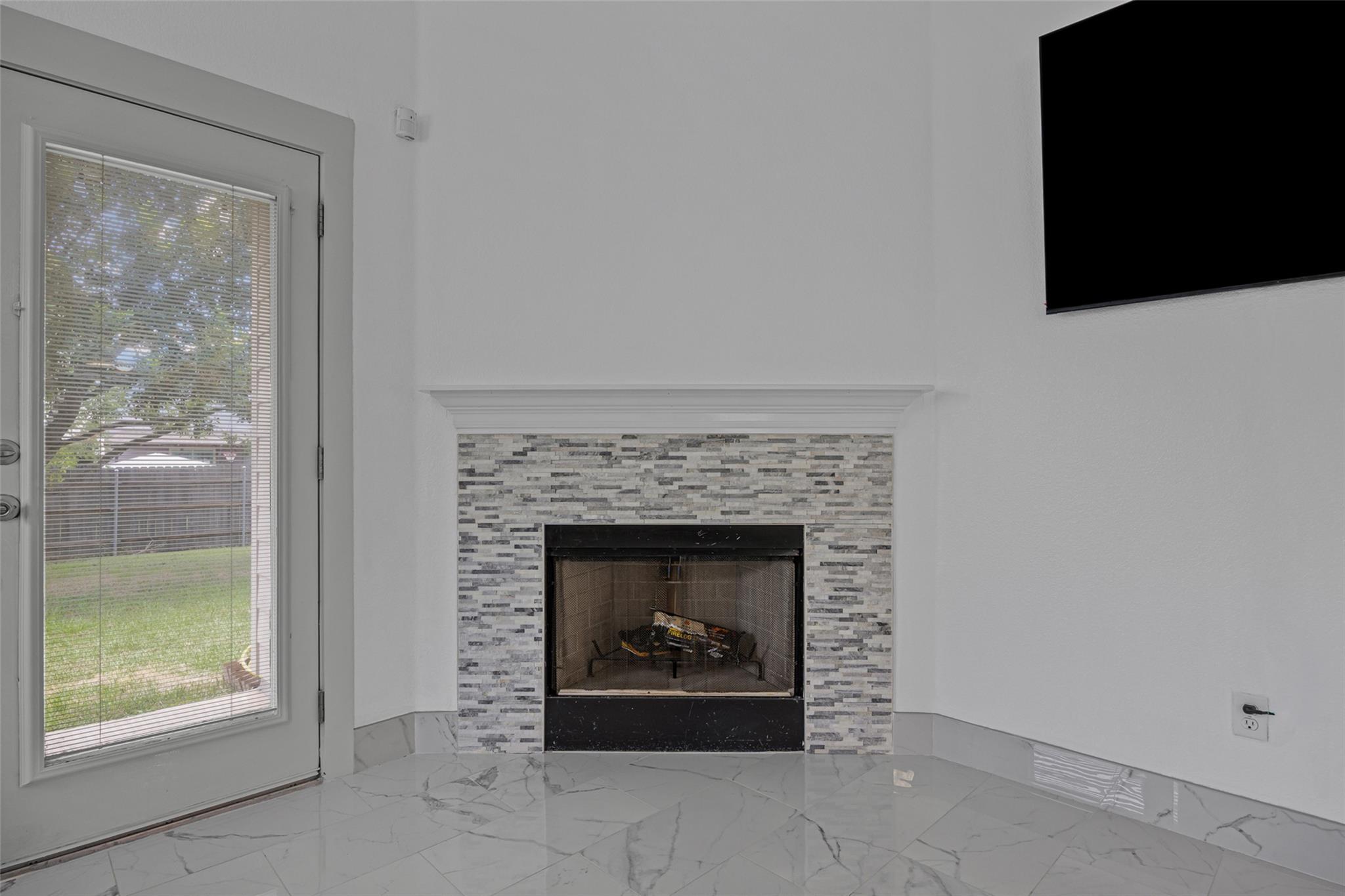 11808  Bastrop St, photo 7