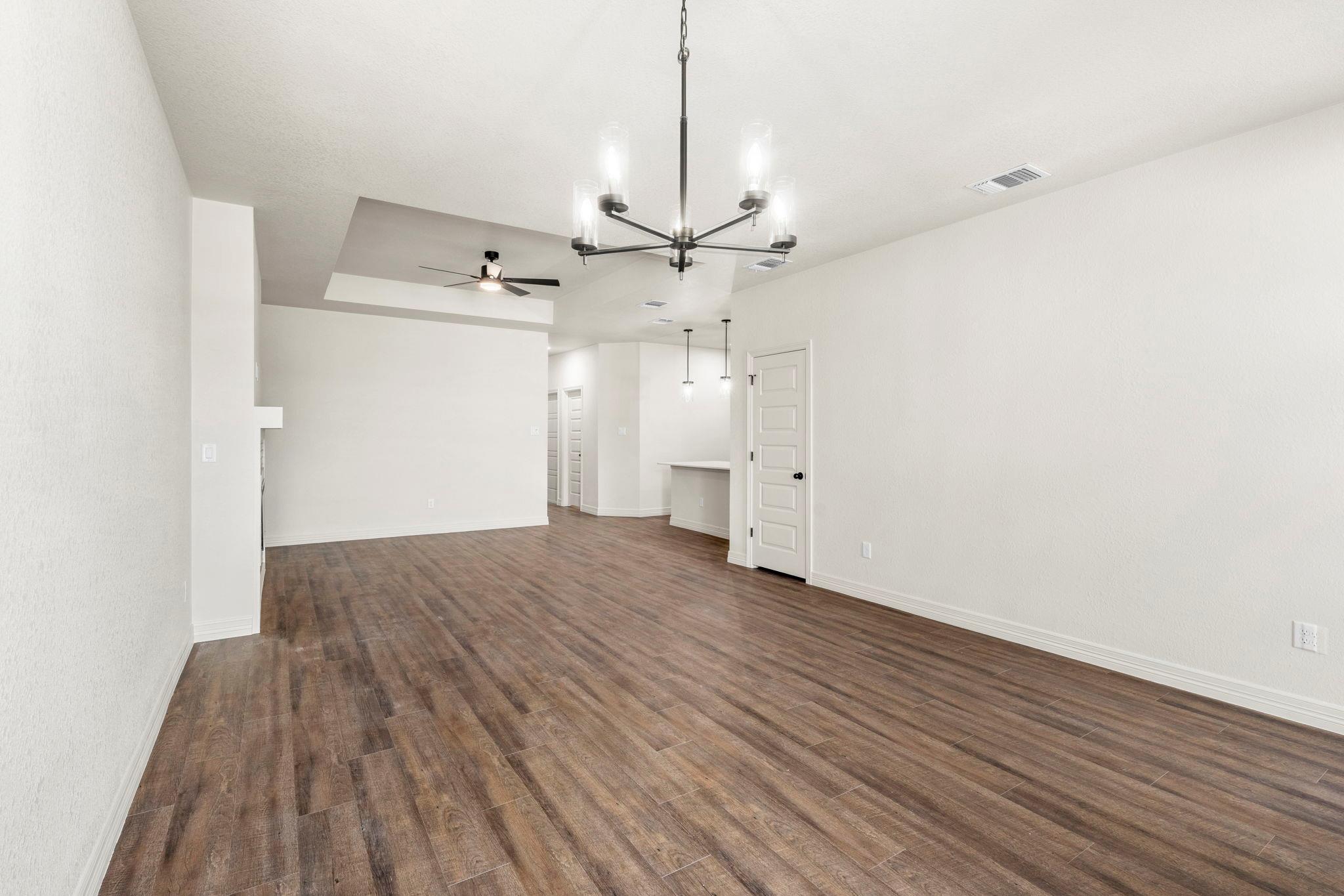 1303  Lone Pine Way, photo 5