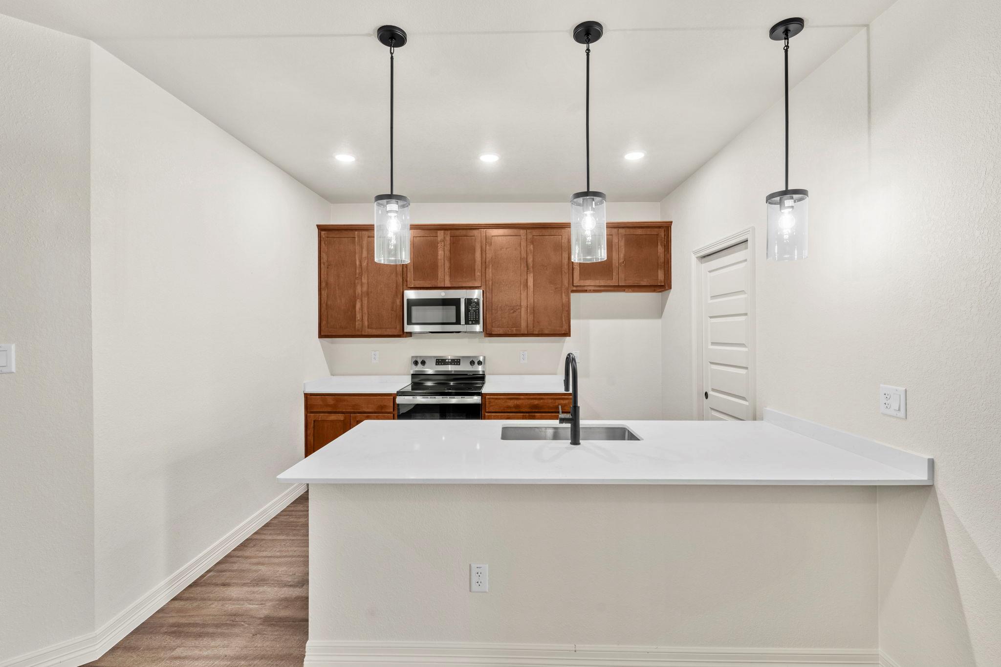 1303  Lone Pine Way, photo 6