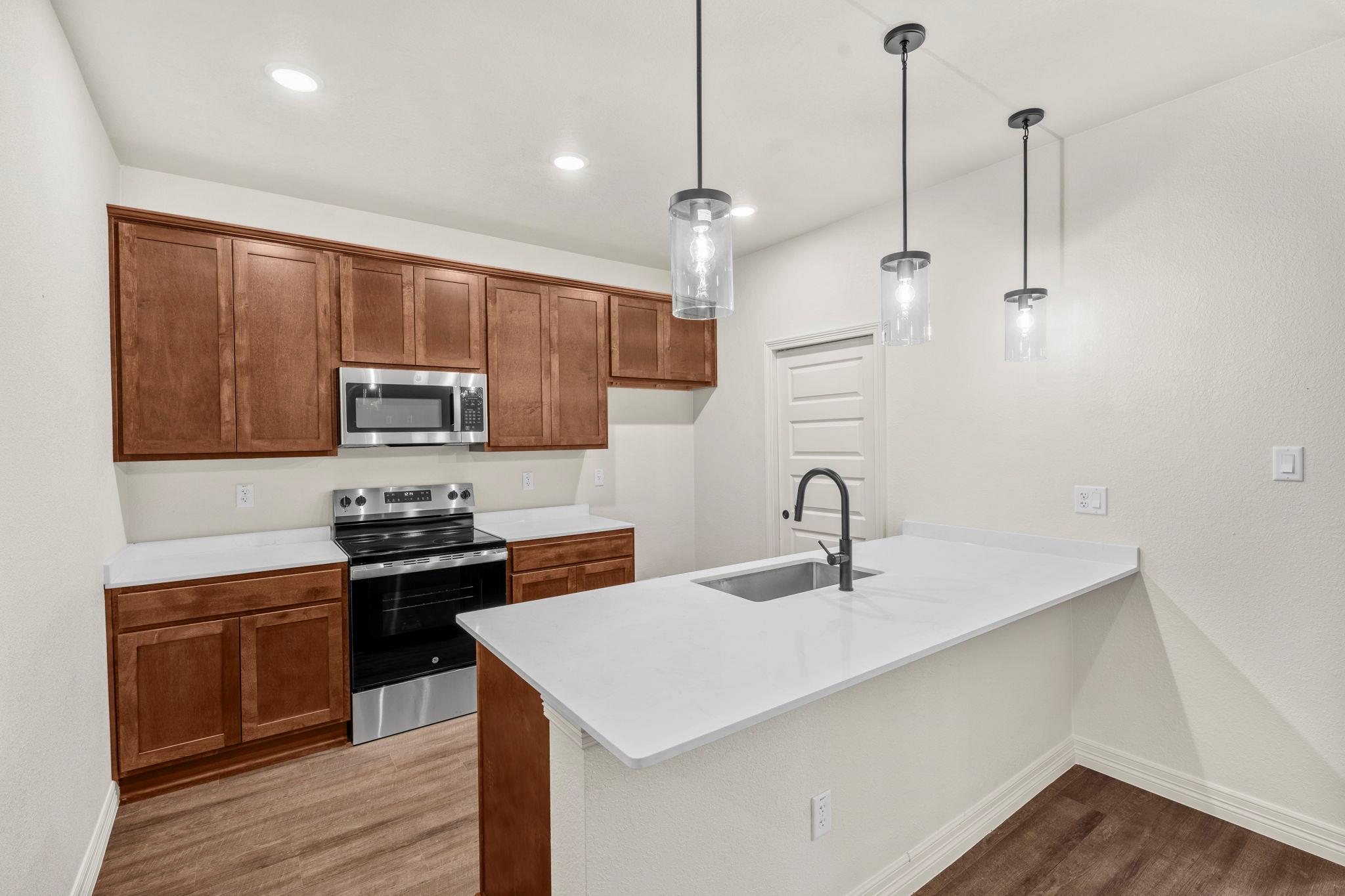 1303  Lone Pine Way, photo 7