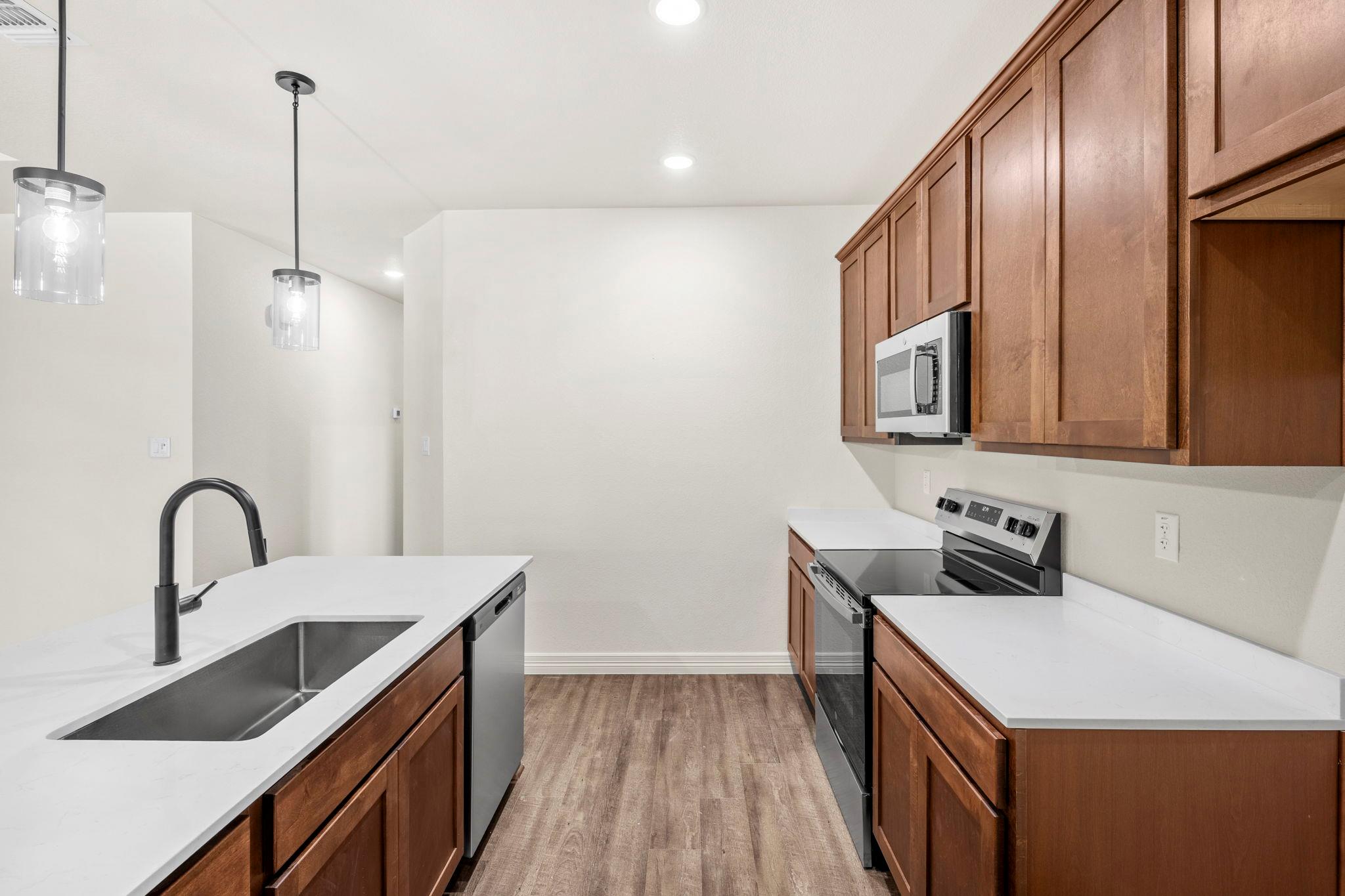 1303  Lone Pine Way, photo 8