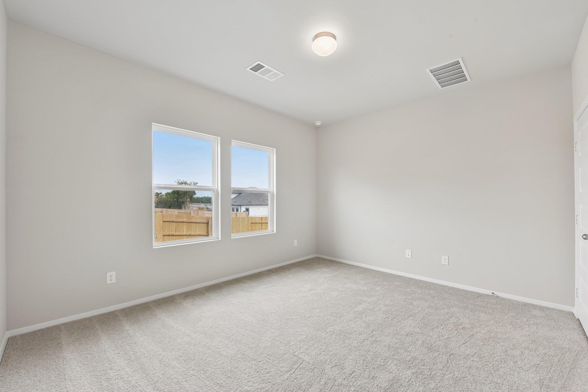 2710  Foss Rd, photo 12