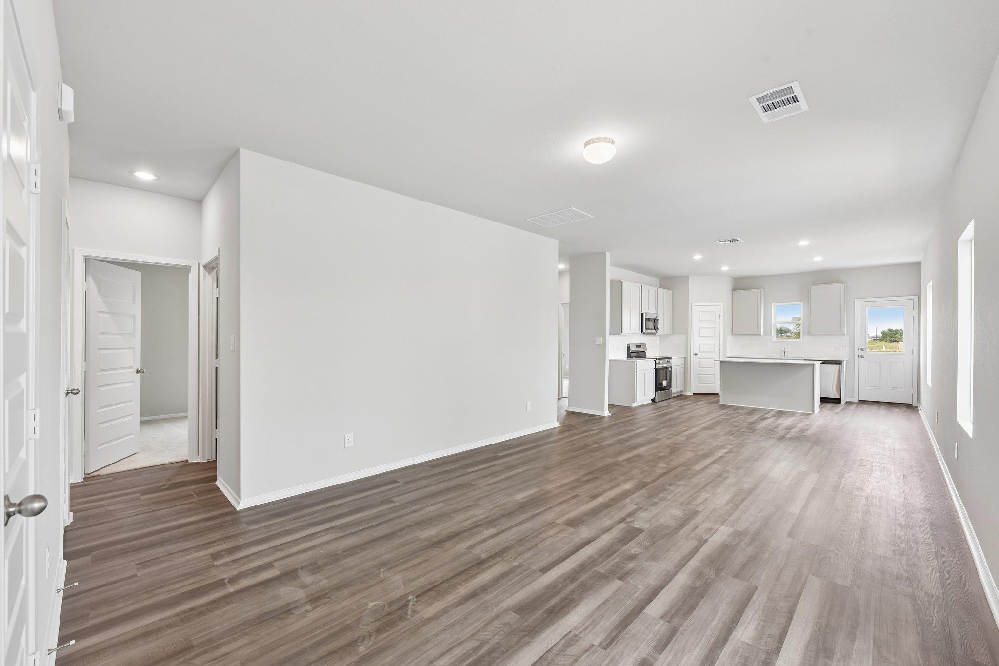 2710  Foss Rd, photo 9