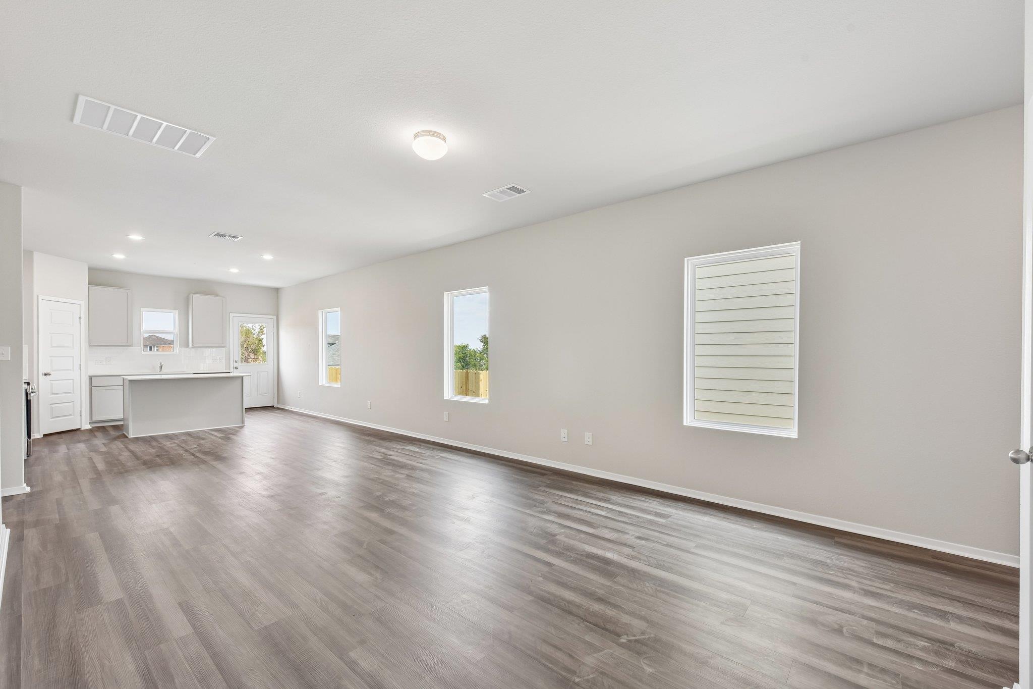 2710  Foss Rd, photo 10