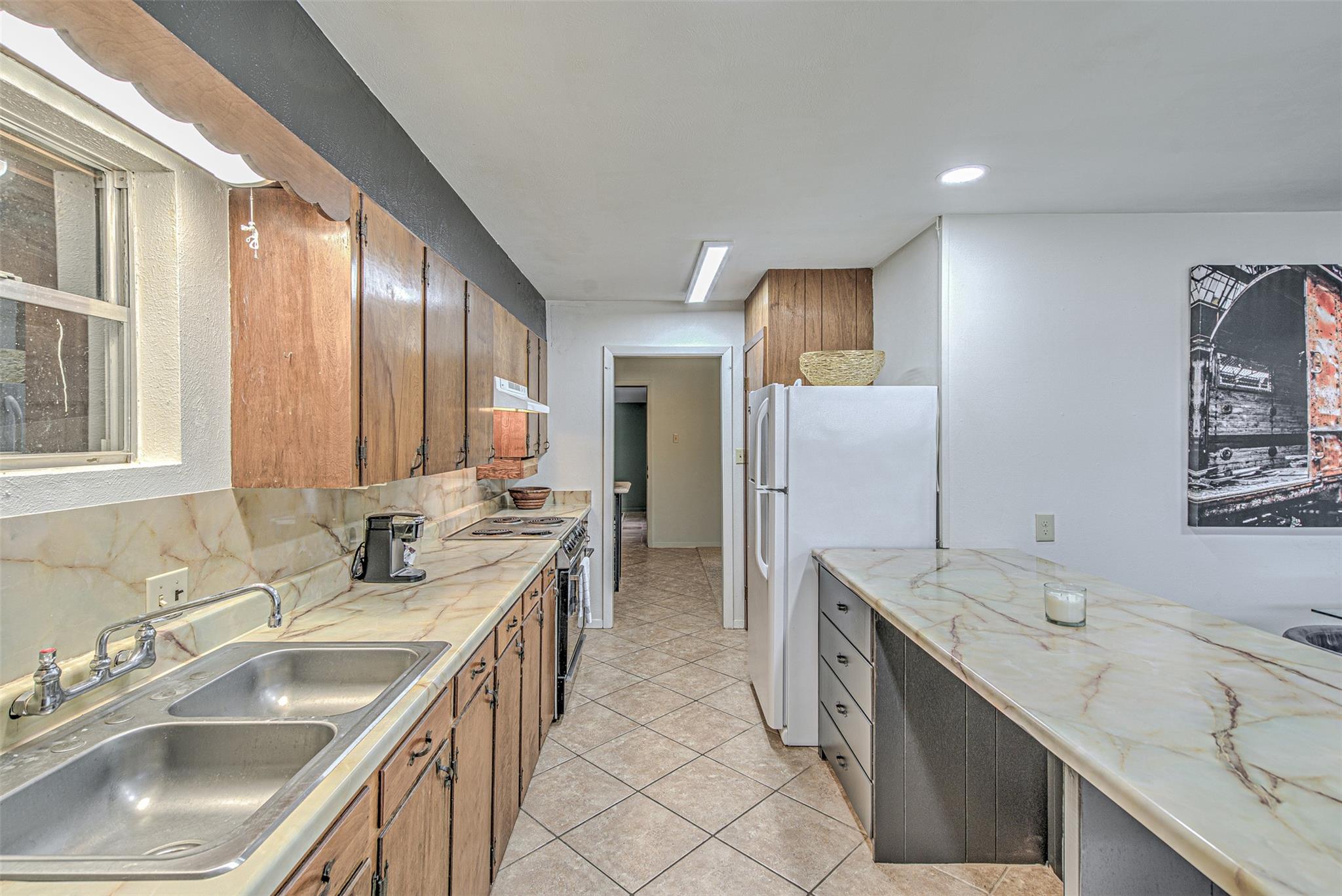 5304  Bedford None, photo 11