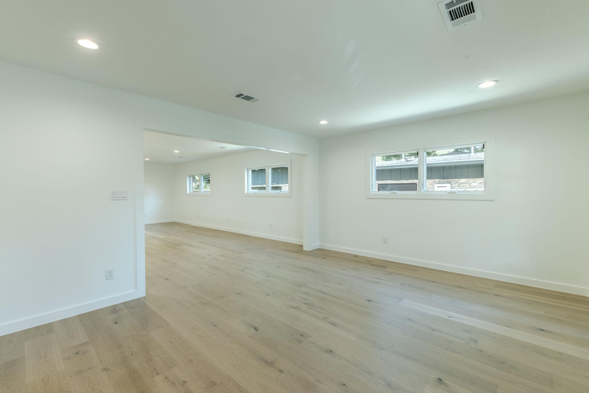 1908  Maple Ave, photo 12