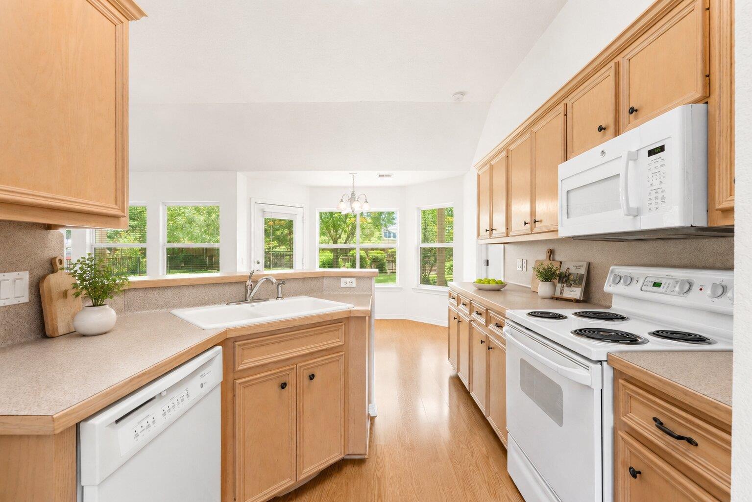 106  Stacey Ln, photo 8