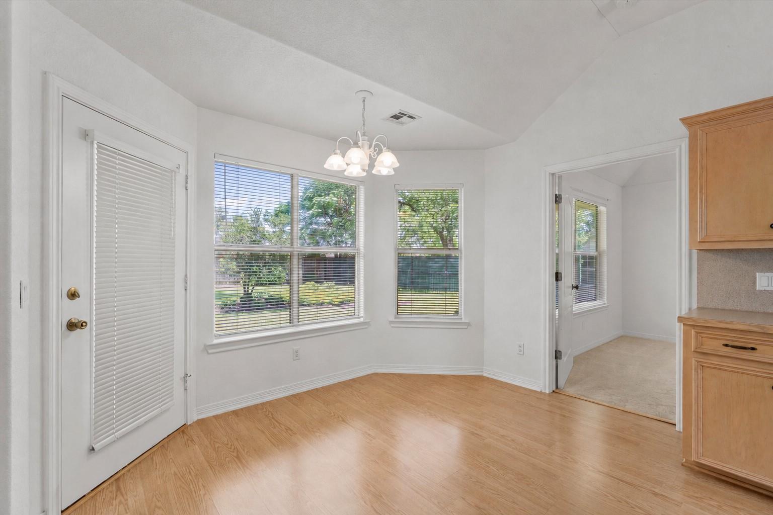 106  Stacey Ln, photo 10
