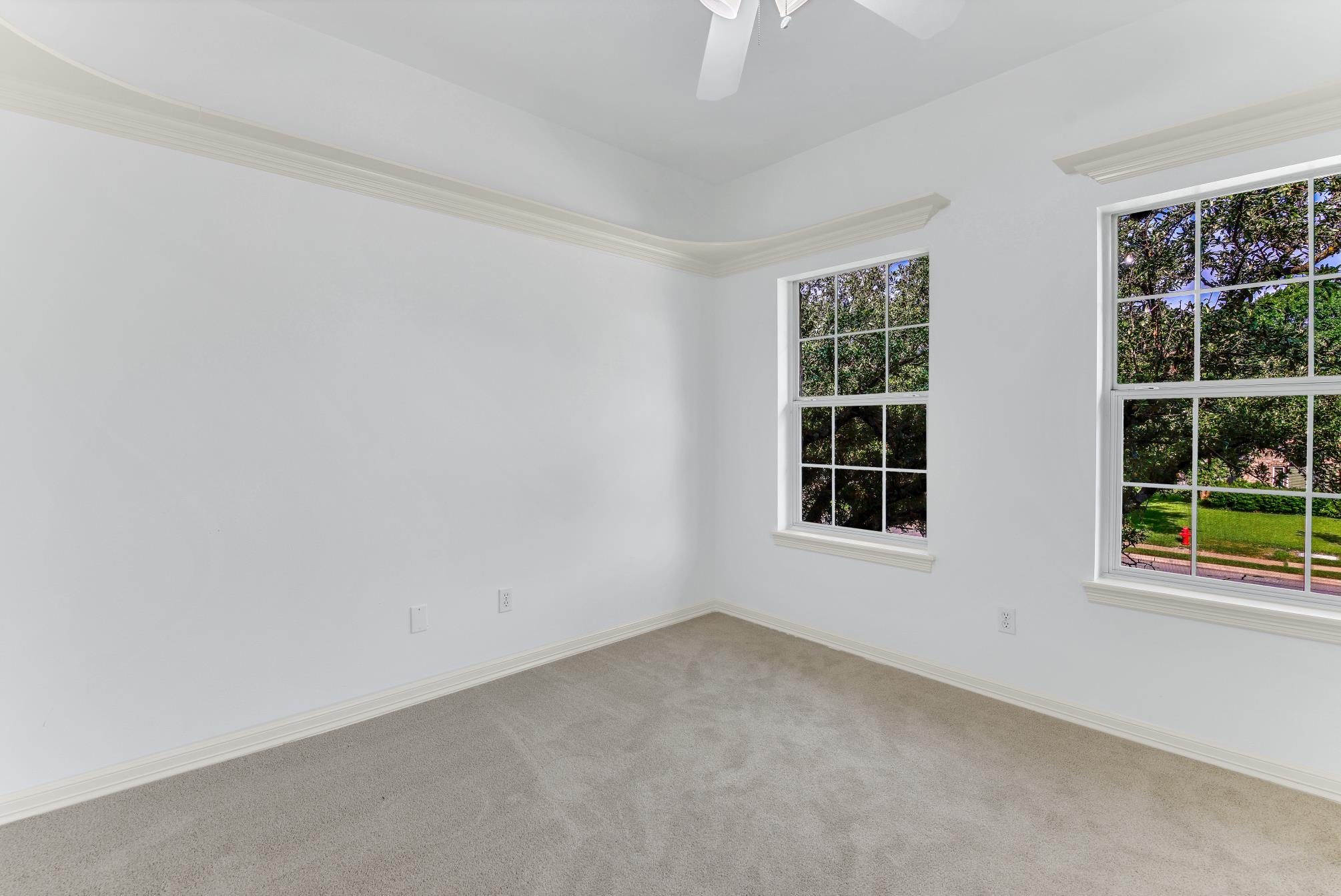 701  Oaklands Dr, photo 8