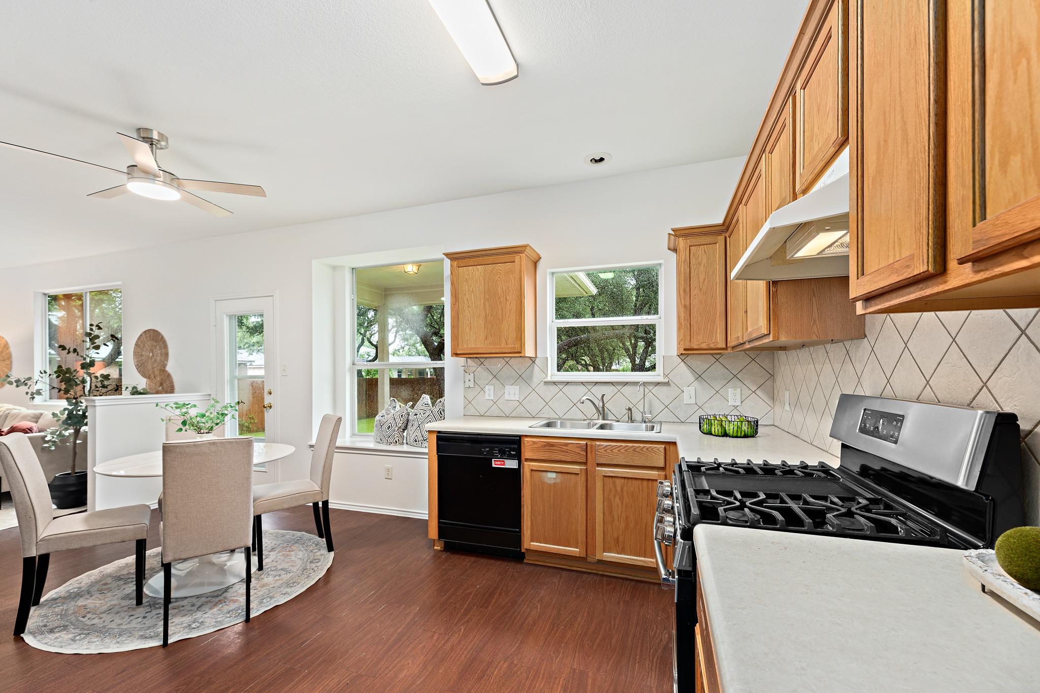 3477  Flowstone Ln, photo 12