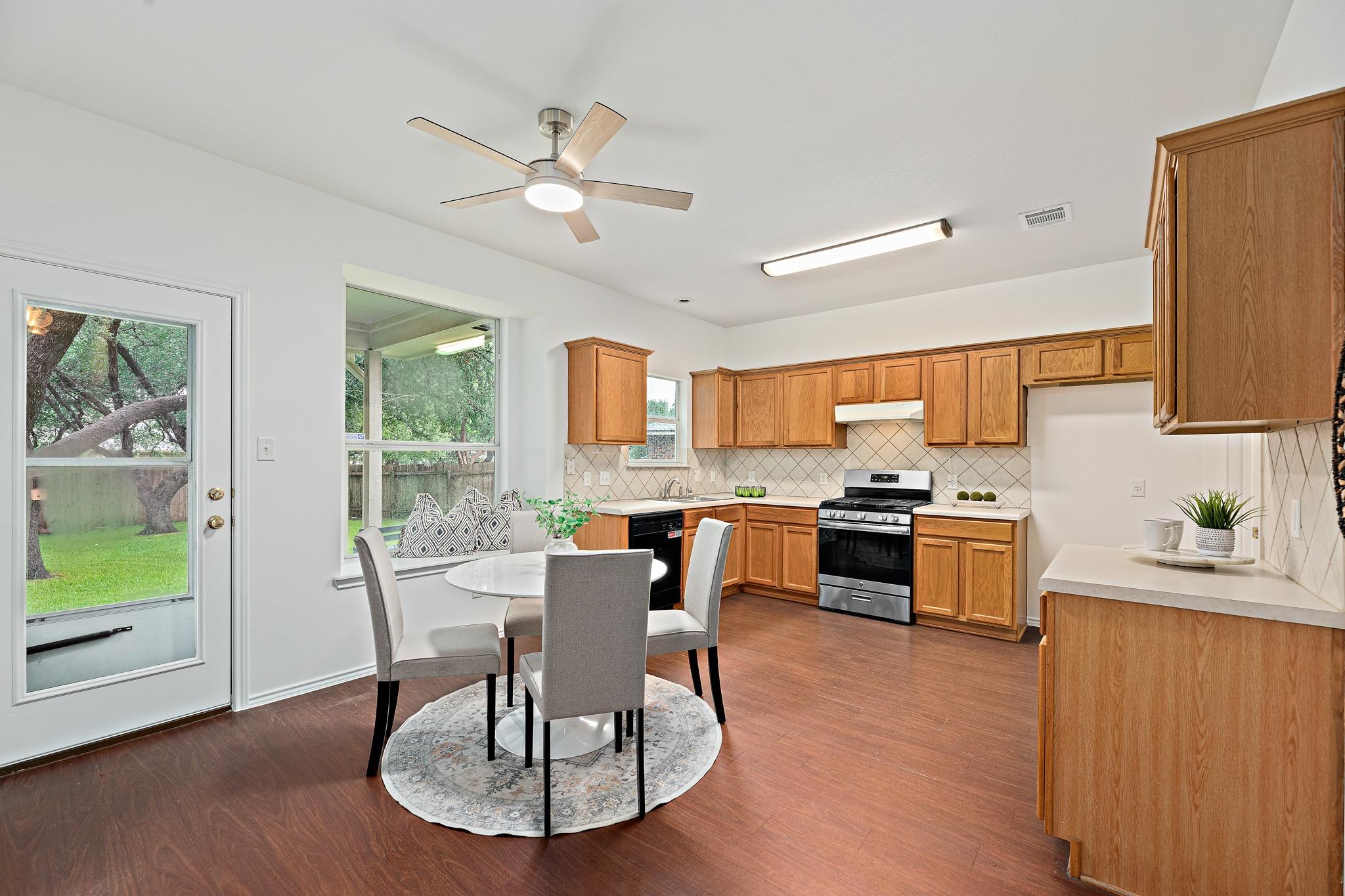 3477  Flowstone Ln, photo 8