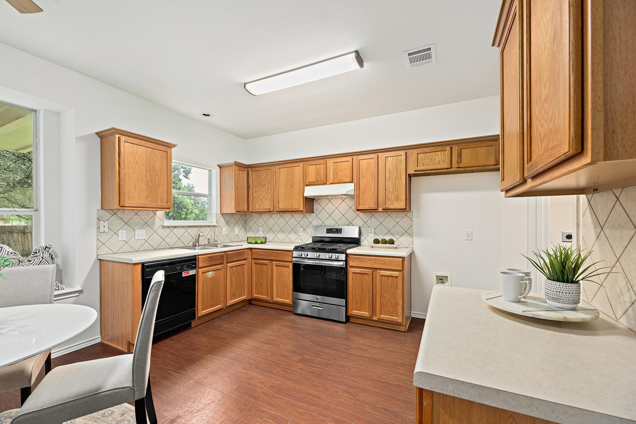 3477  Flowstone Ln, photo 10