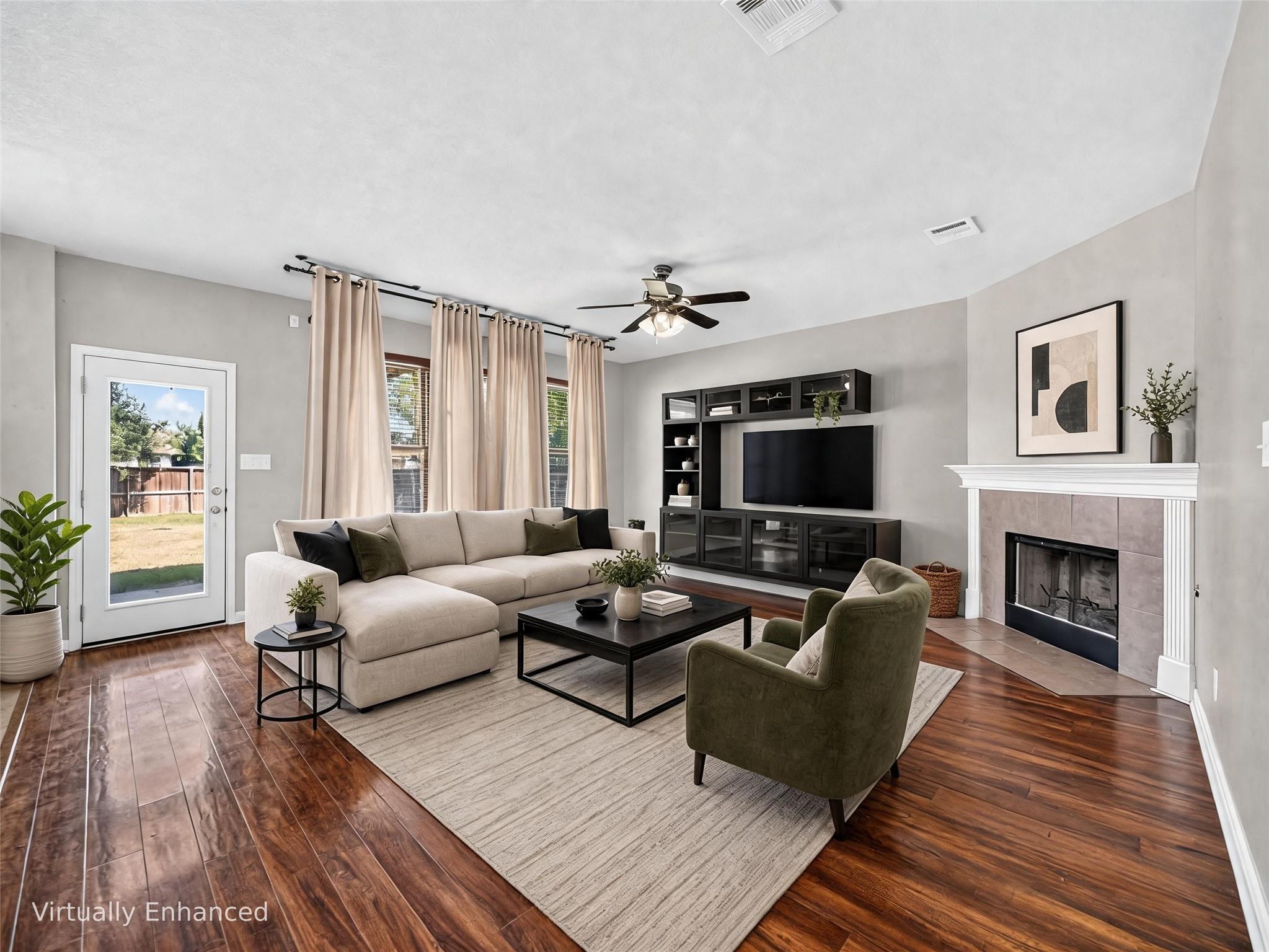 18700  Silent Water Way, photo 4