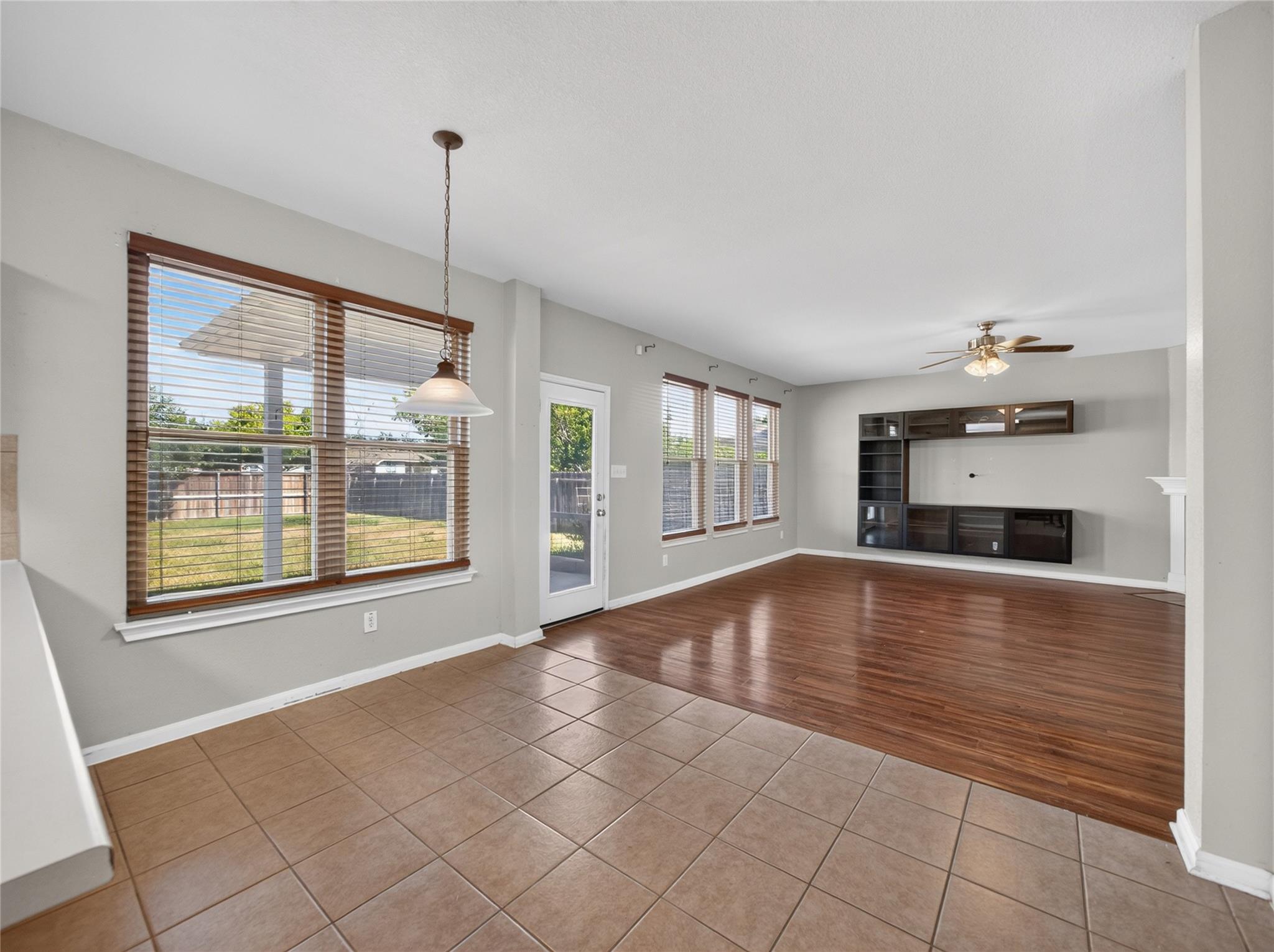 18700  Silent Water Way, photo 8