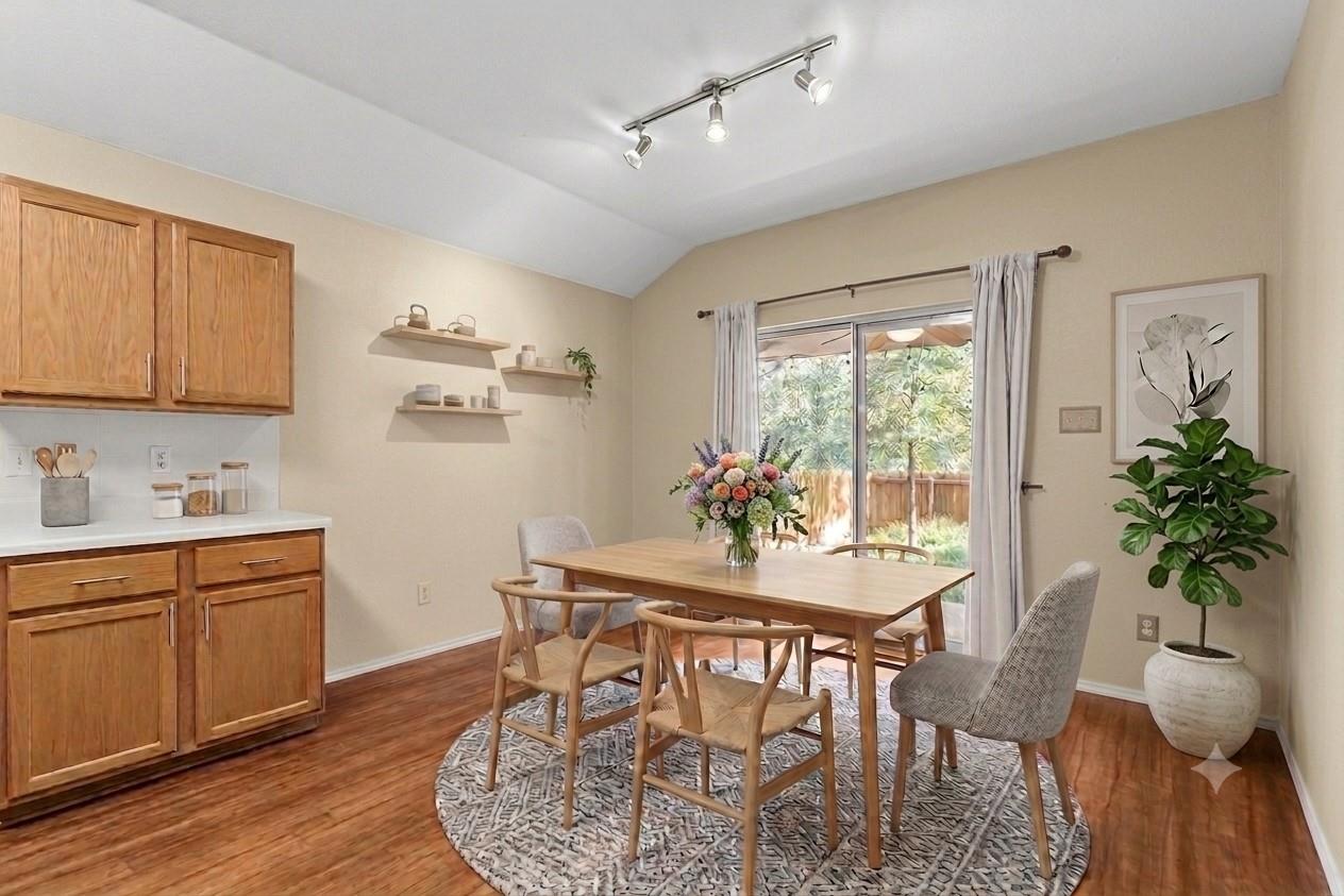 1005  Haleys Way Dr, photo 11