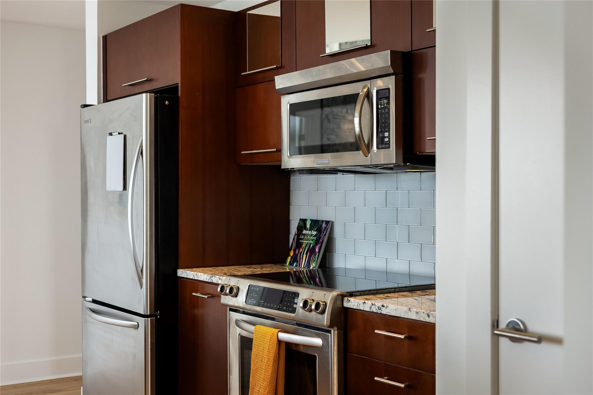 603  Davis St  #811, photo 12