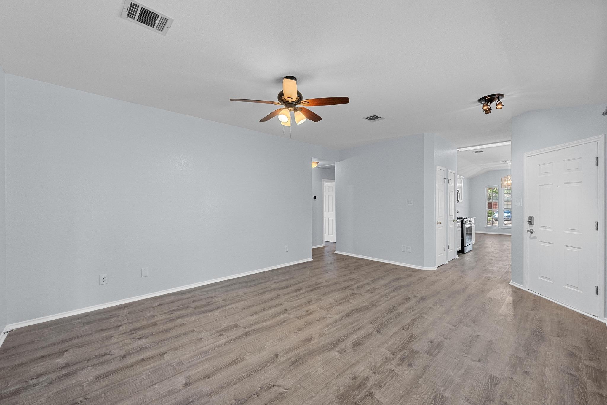 17505  Bishopsgate Dr, photo 2
