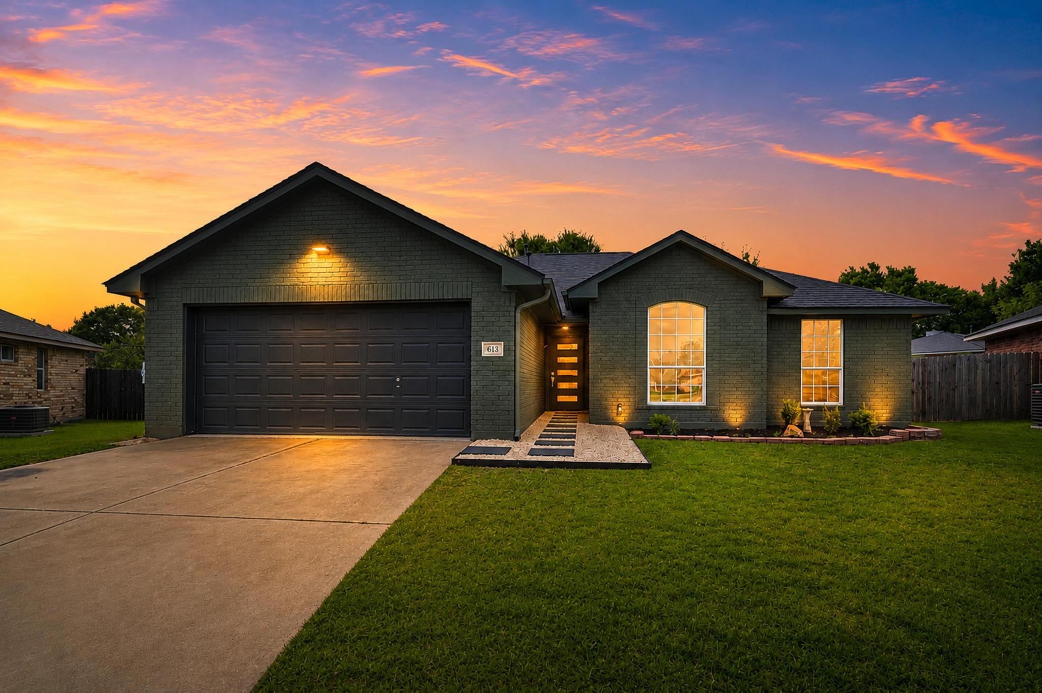 613  Sweetgum Ln, photo 2