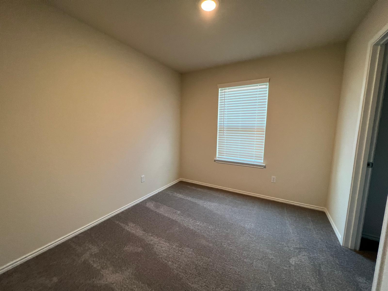 40  Pacific Loon St, photo 10