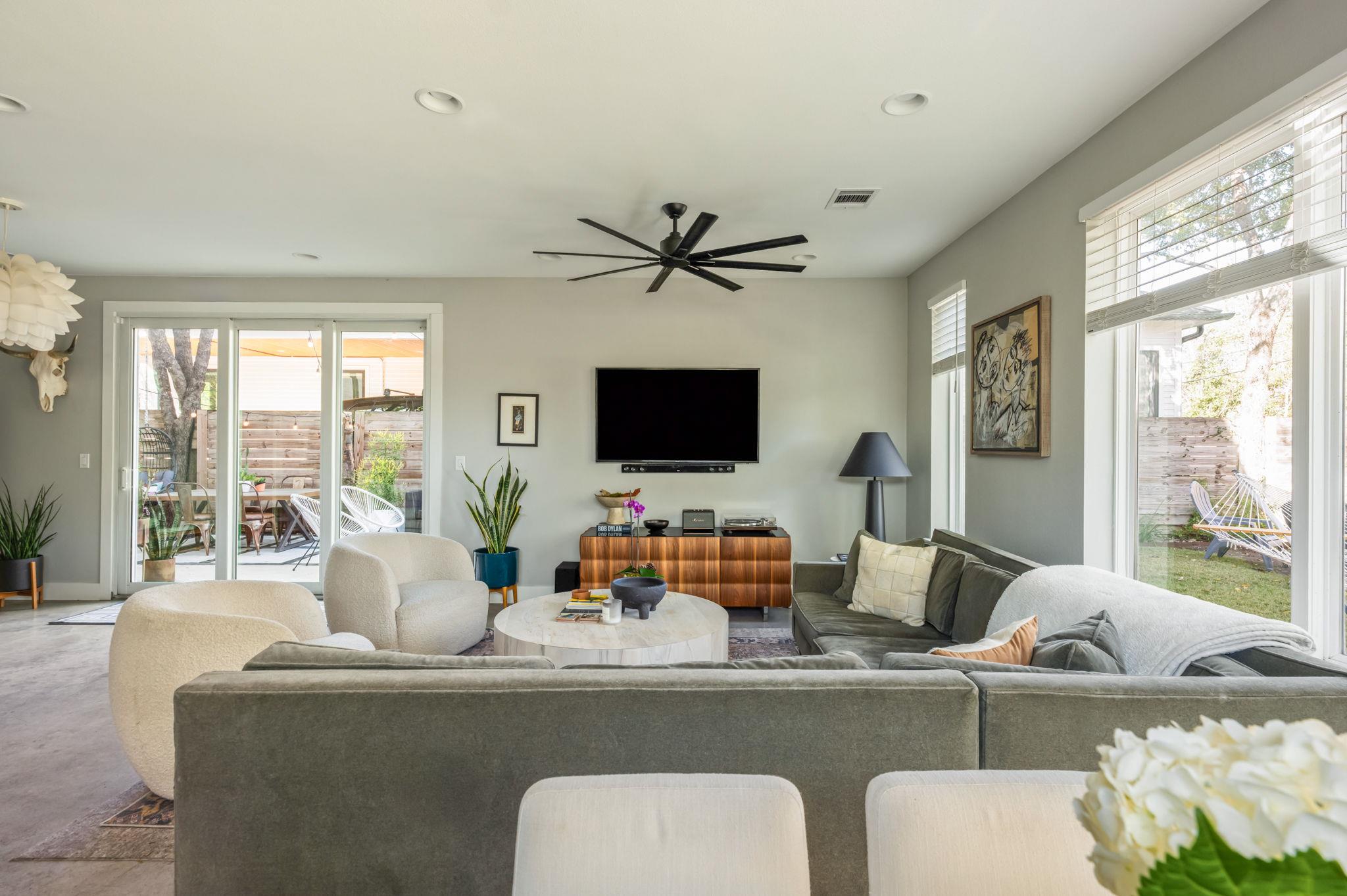 308 W North Loop Blvd  #1, photo 9