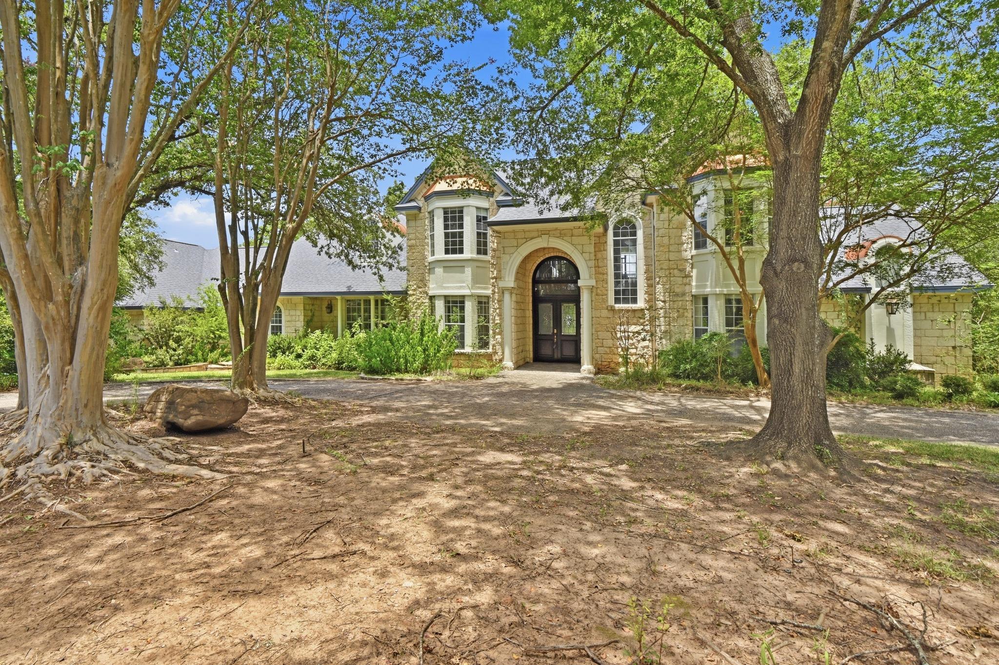 850  Jerrys Ln, photo 2