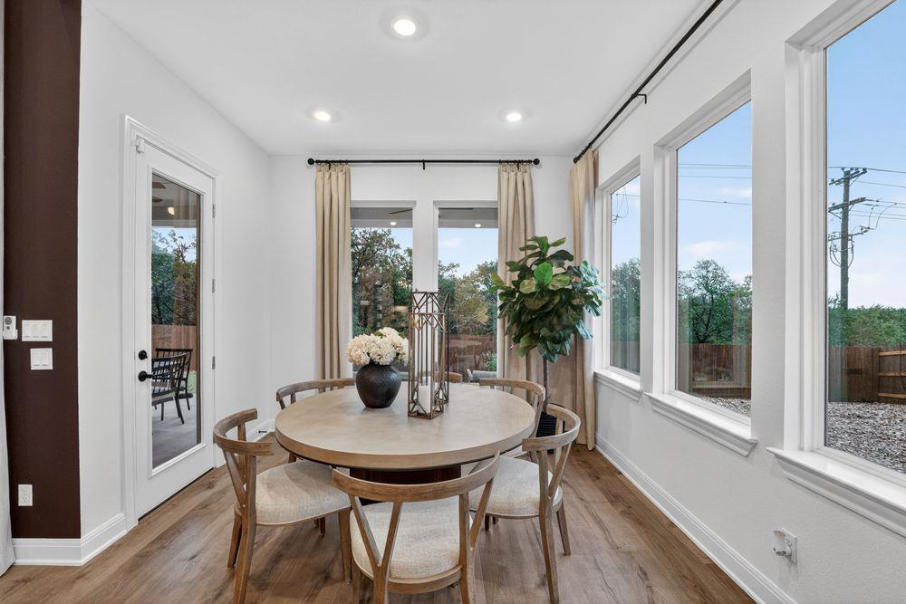 235  Belmont Way, photo 10