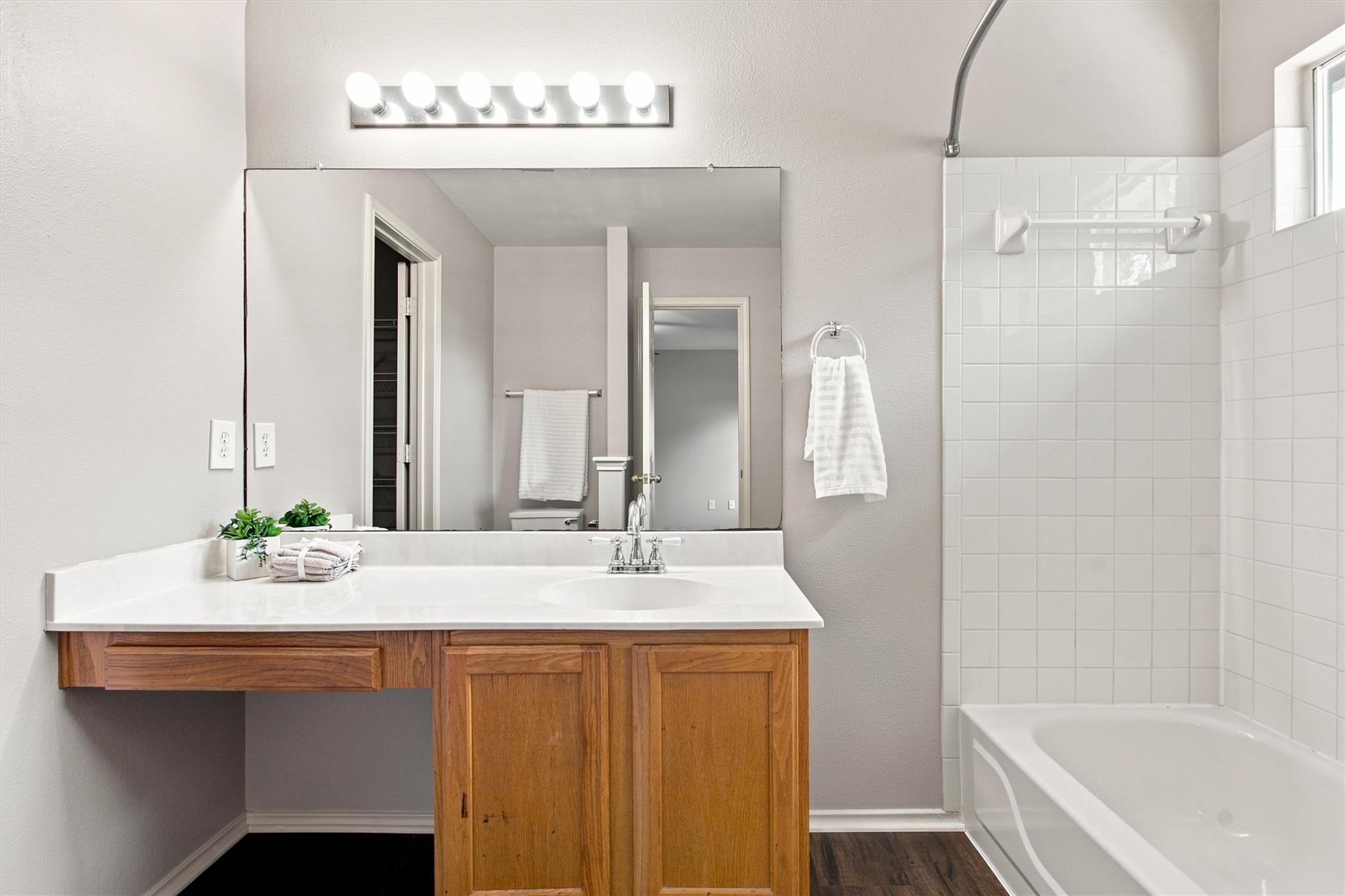 1608  Melibee Trl, photo 9