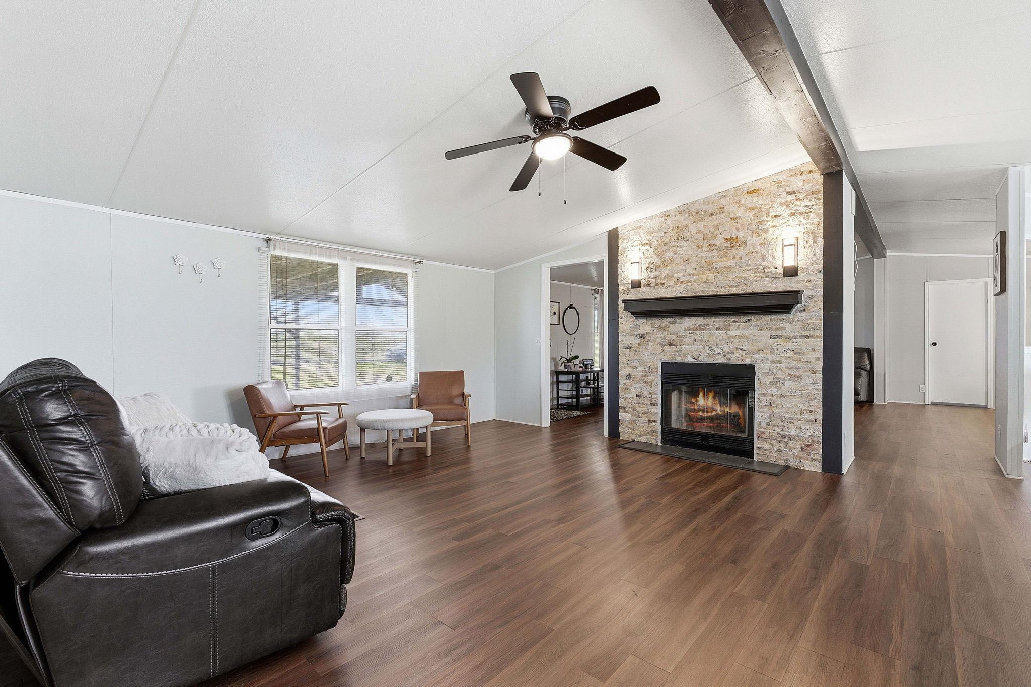 344  Coronado Ln, photo 7