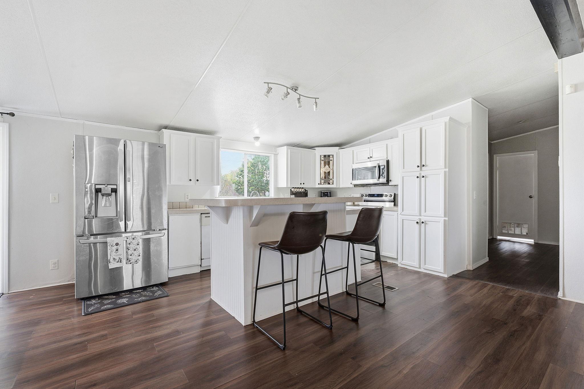 344  Coronado Ln, photo 8