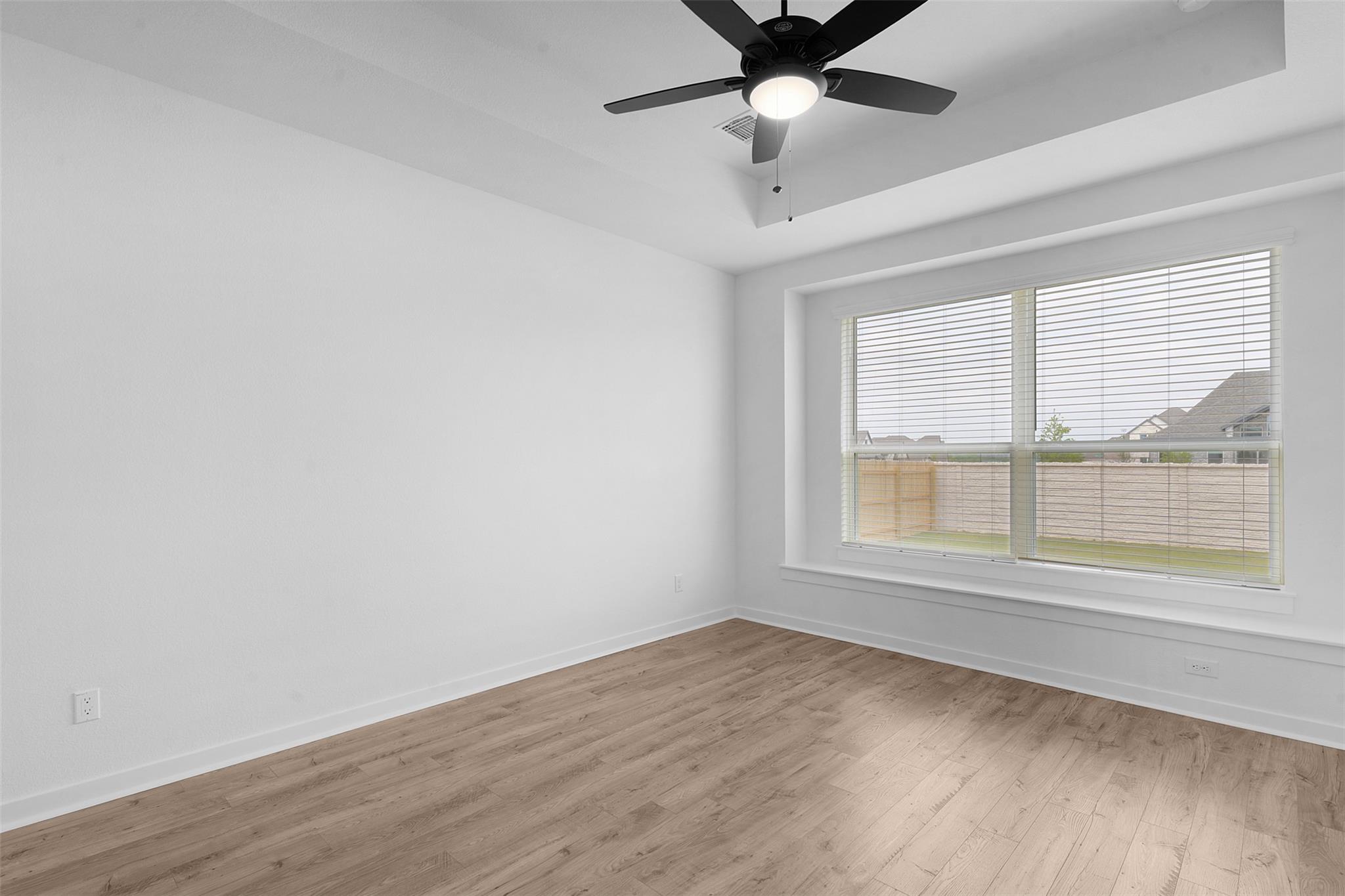 404  Veneta Ln, photo 12