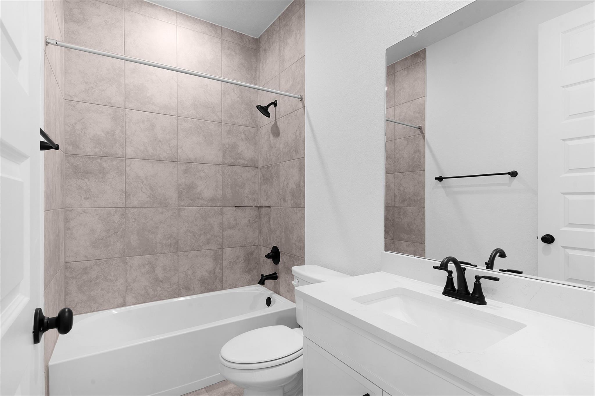 404  Veneta Ln, photo 5