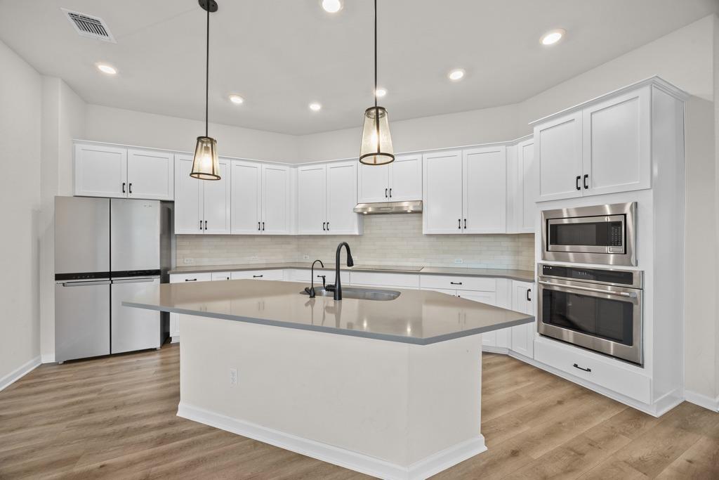 117  Monterey Oak Trl, photo 11