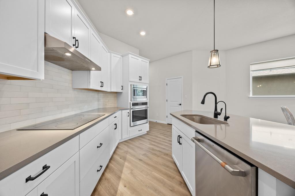 117  Monterey Oak Trl, photo 12