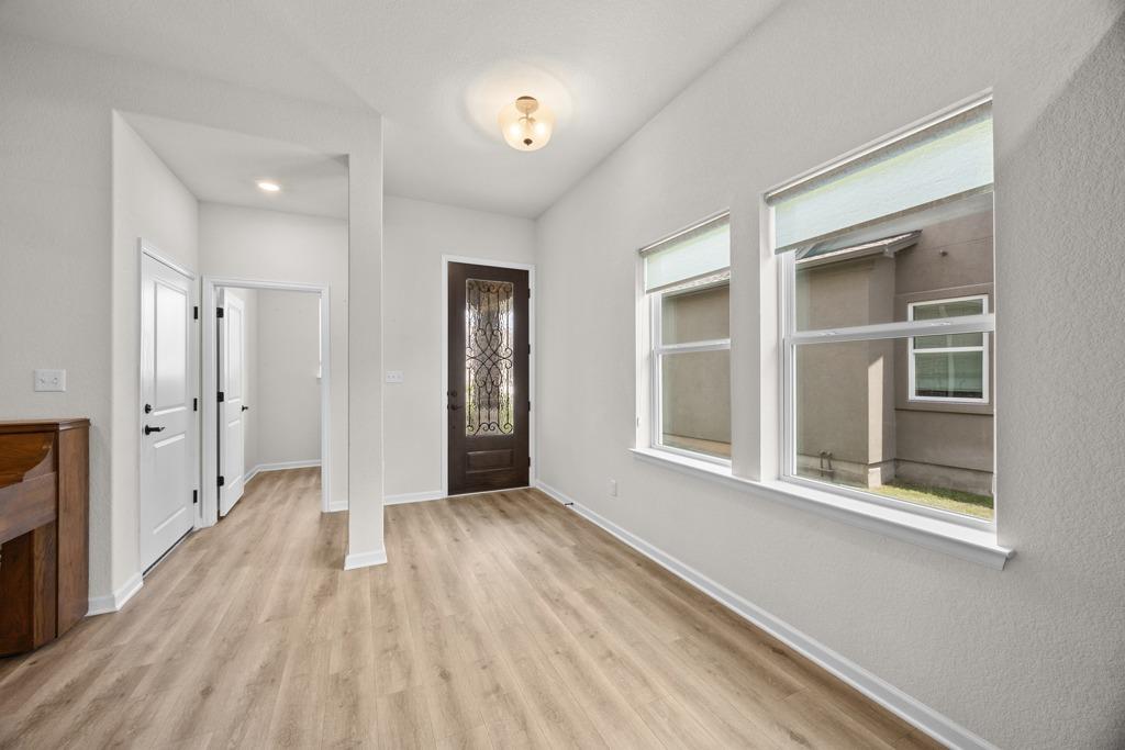 117  Monterey Oak Trl, photo 3