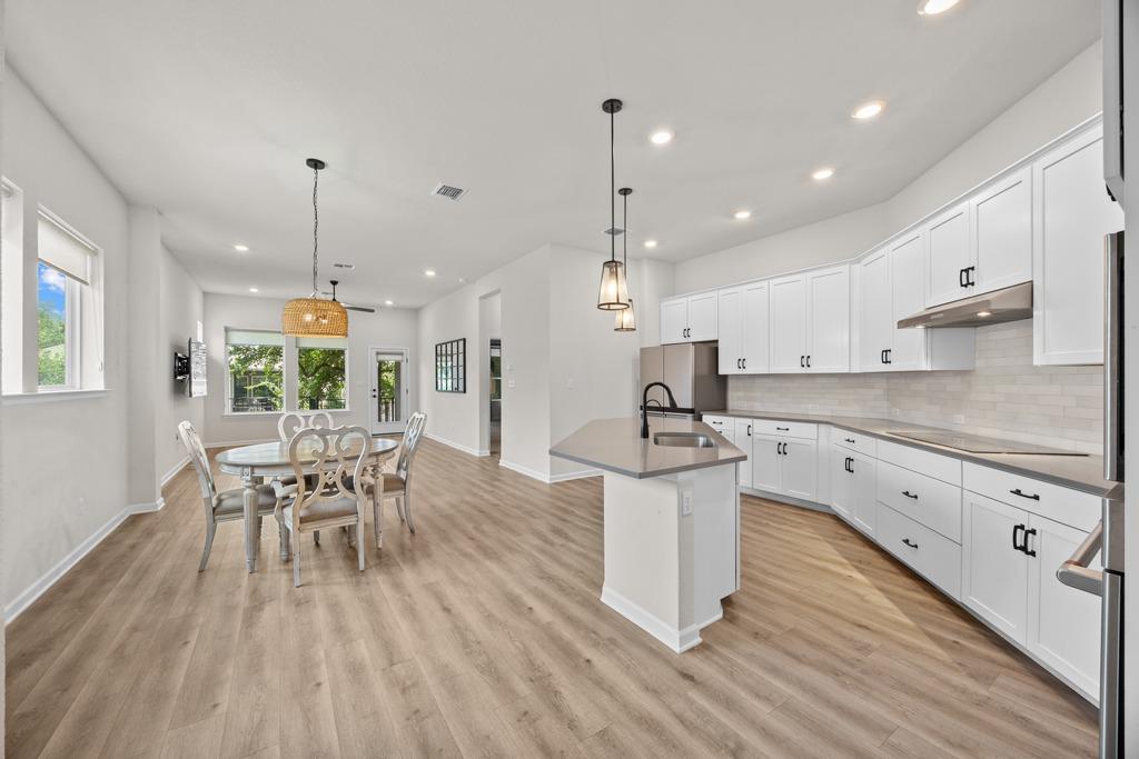 117  Monterey Oak Trl, photo 6
