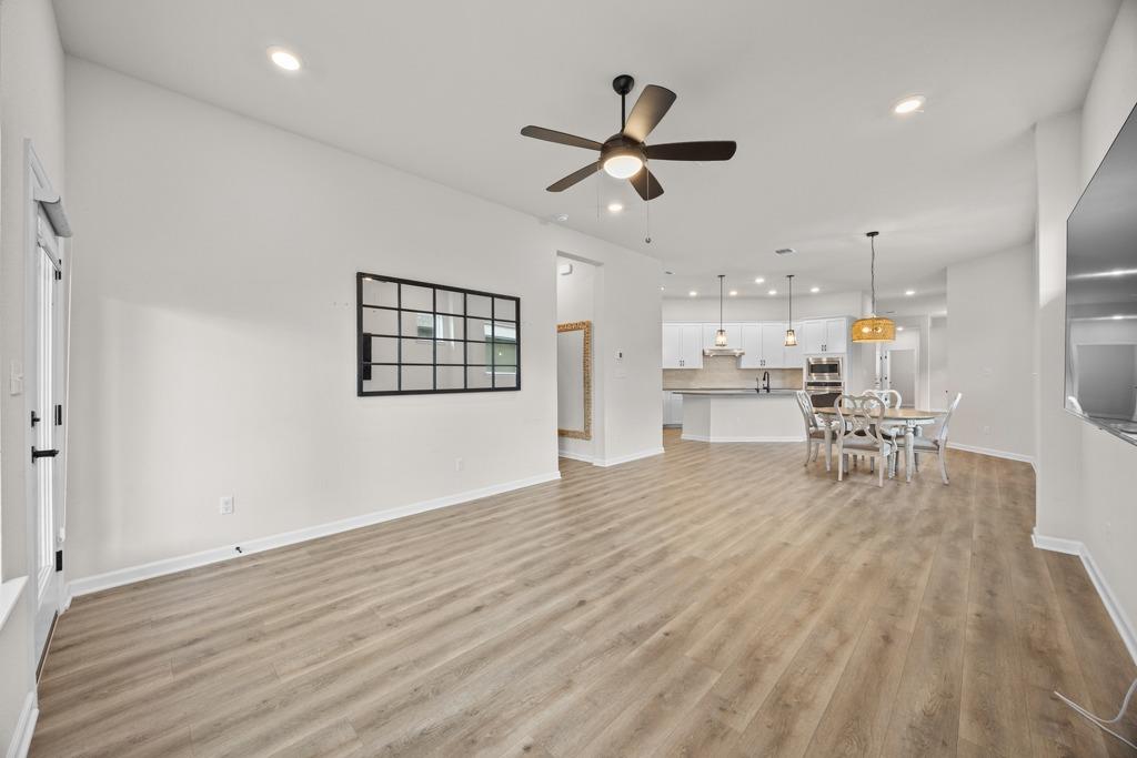 117  Monterey Oak Trl, photo 9