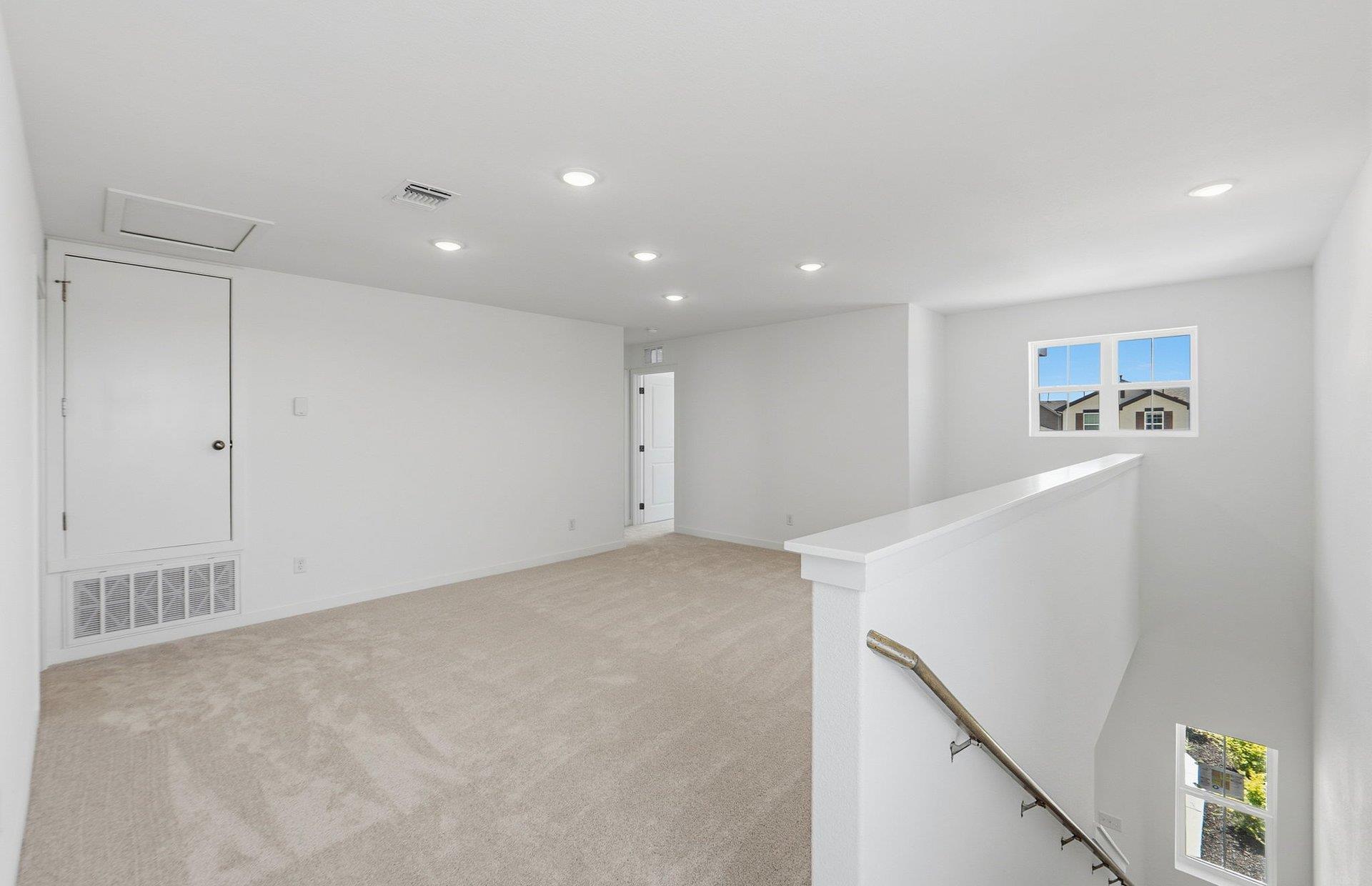 323  Bridge Deck Loop, photo 12