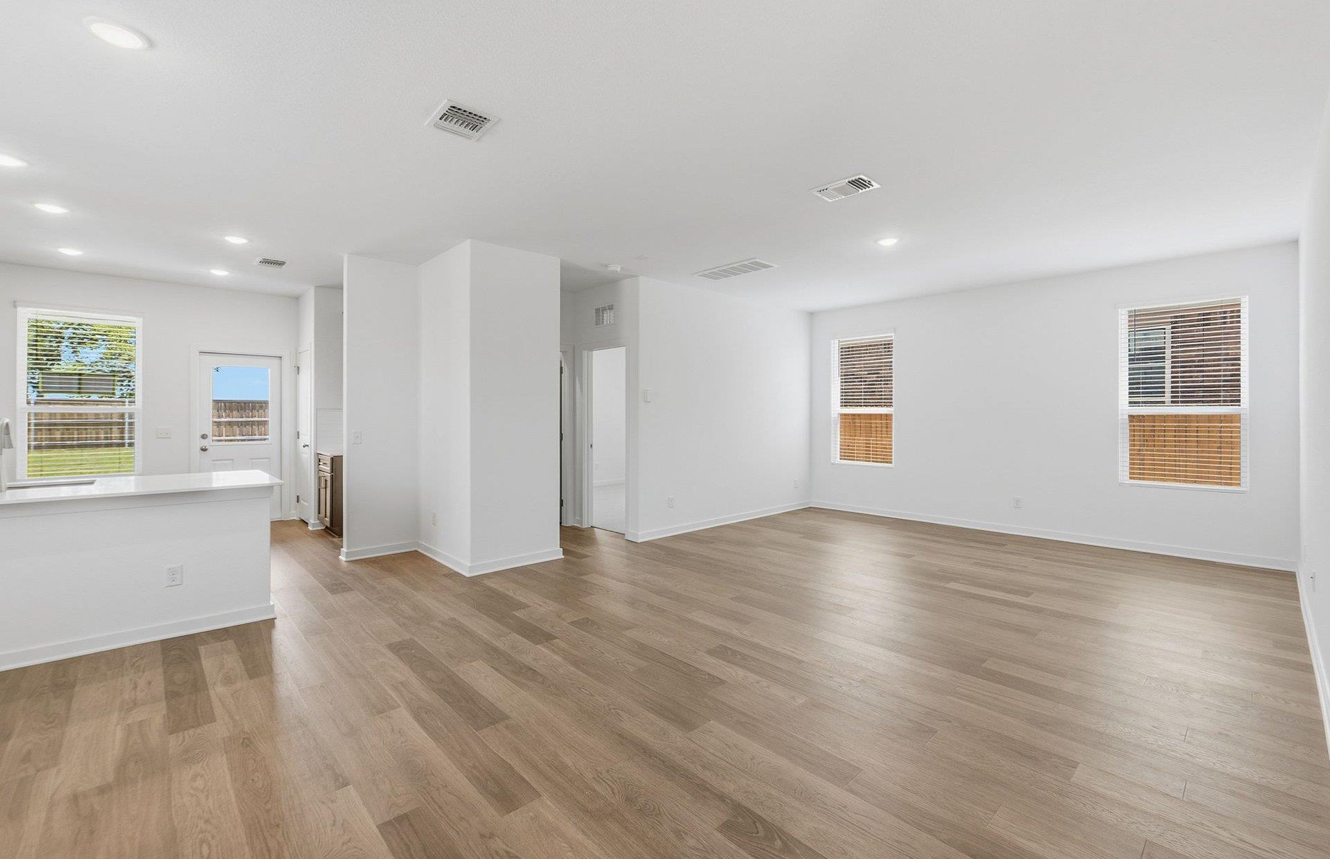323  Bridge Deck Loop, photo 6