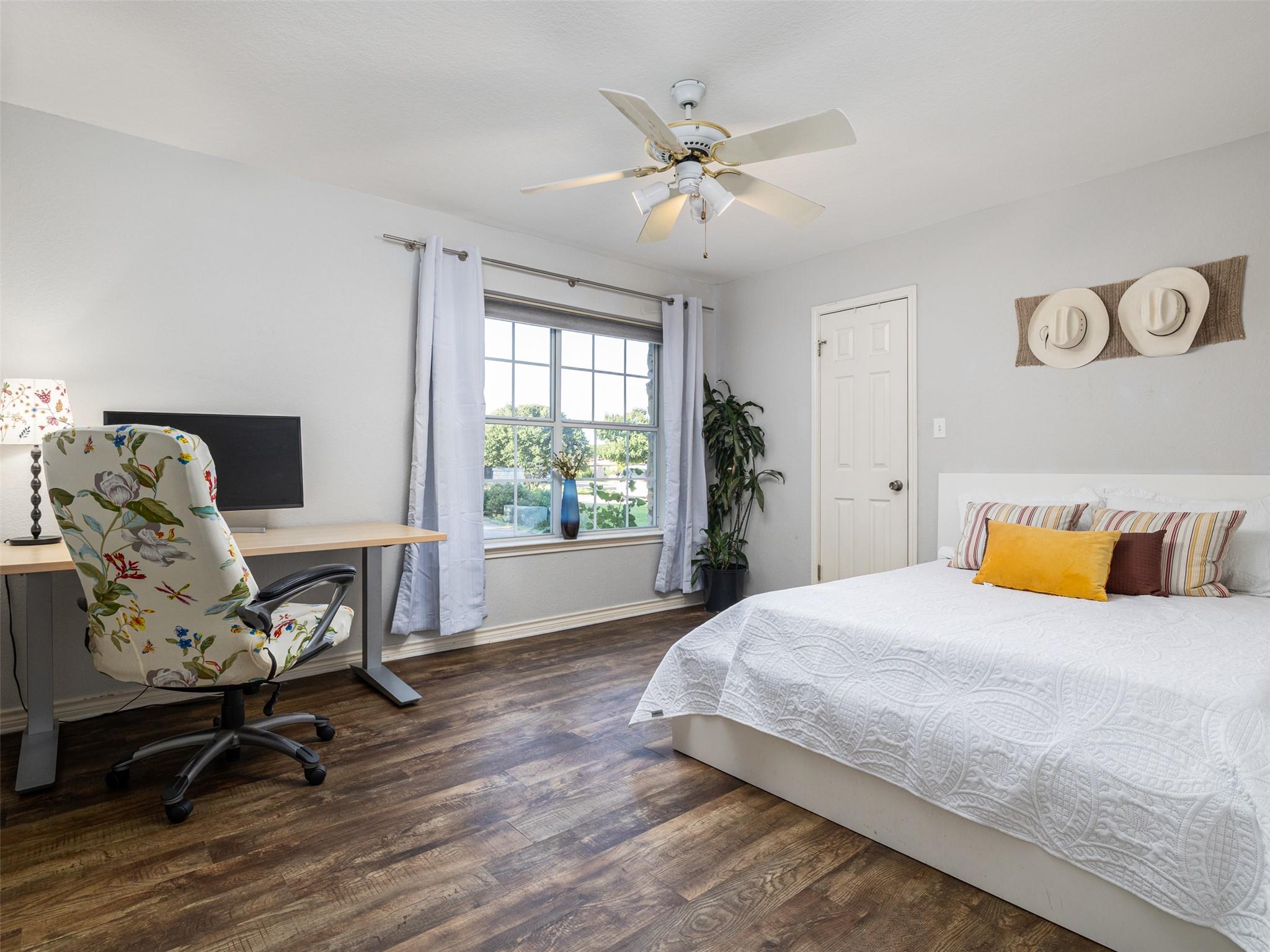 2807  Declaration Cir, photo 11