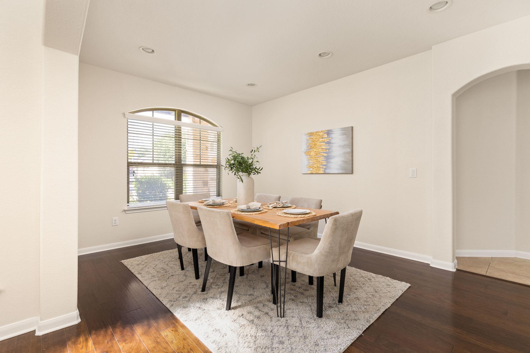 2400  Leonards Pass, photo 2