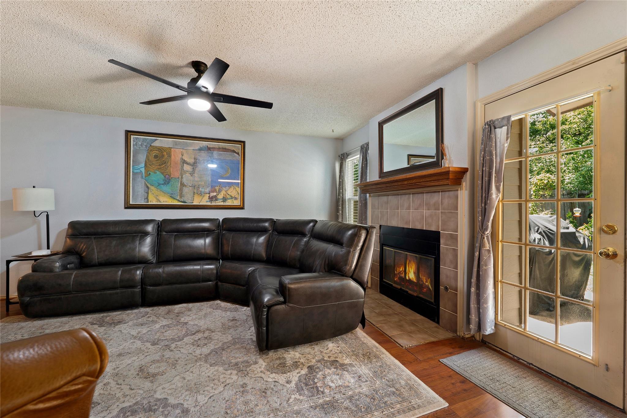 12902  Modena Trl, photo 5