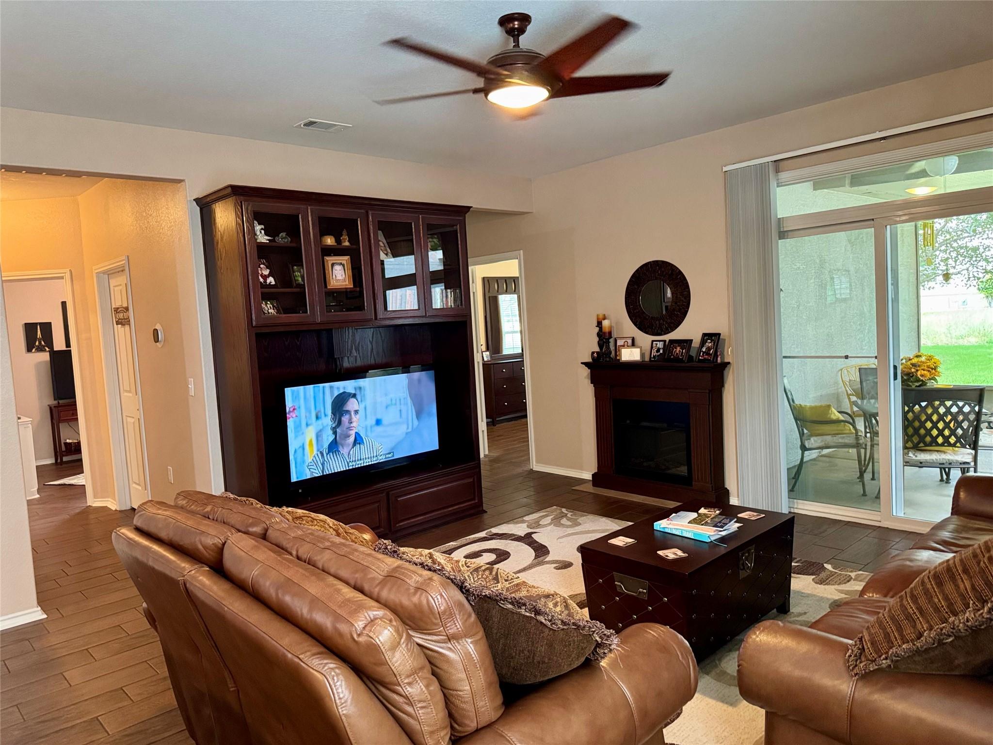 605  Farm Hill Dr, photo 7