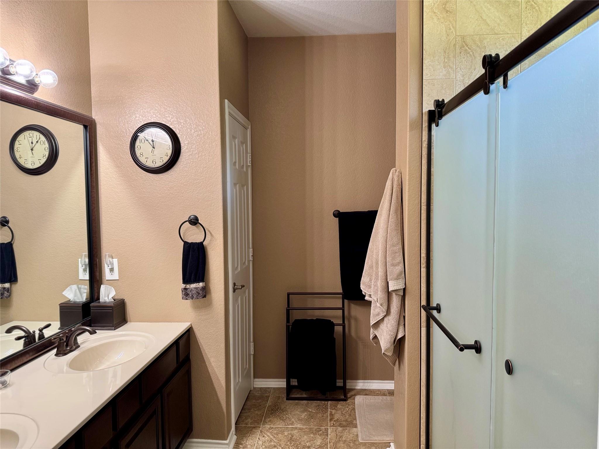 605  Farm Hill Dr, photo 10