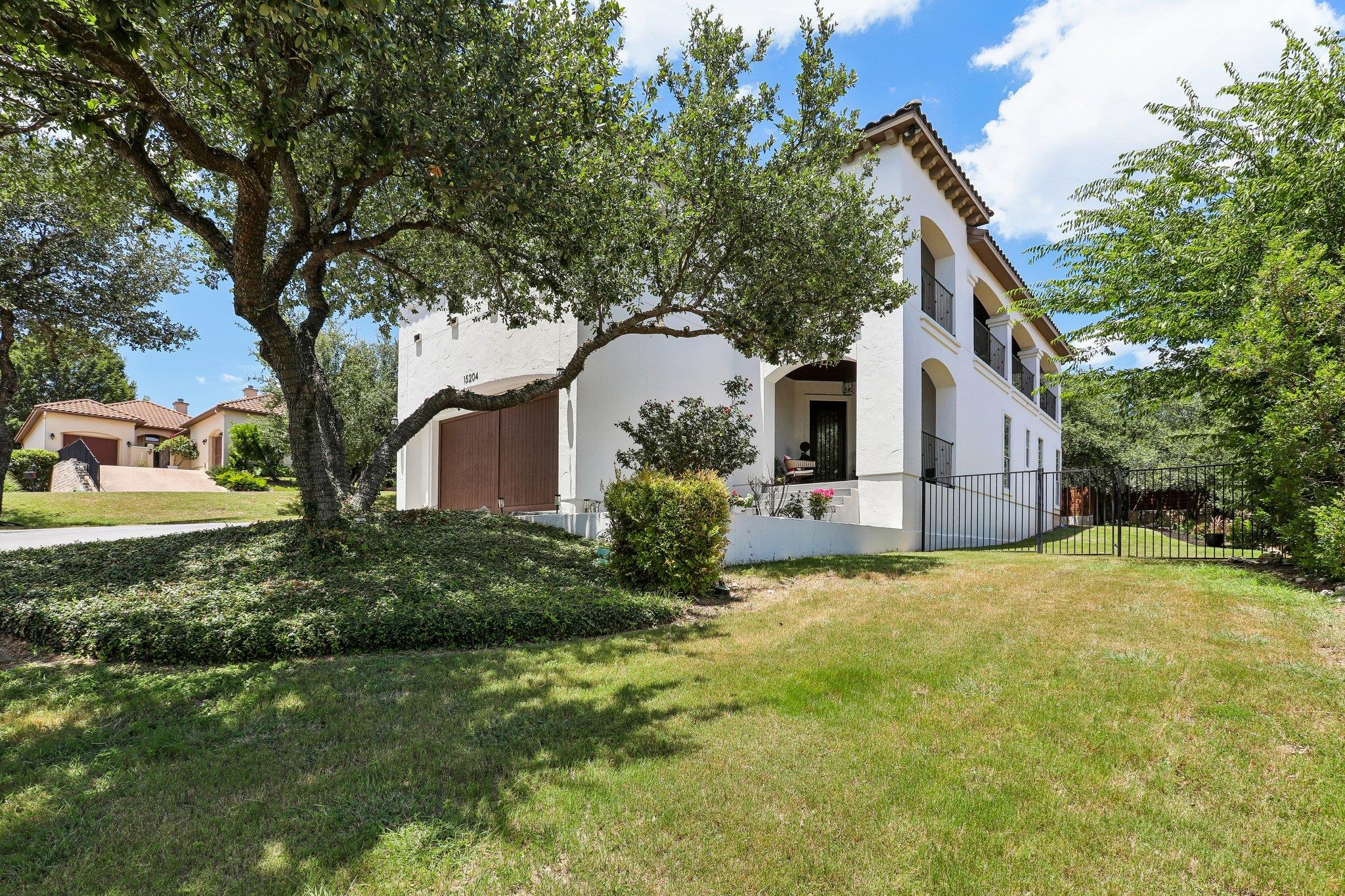 15204  Canary St, photo 4