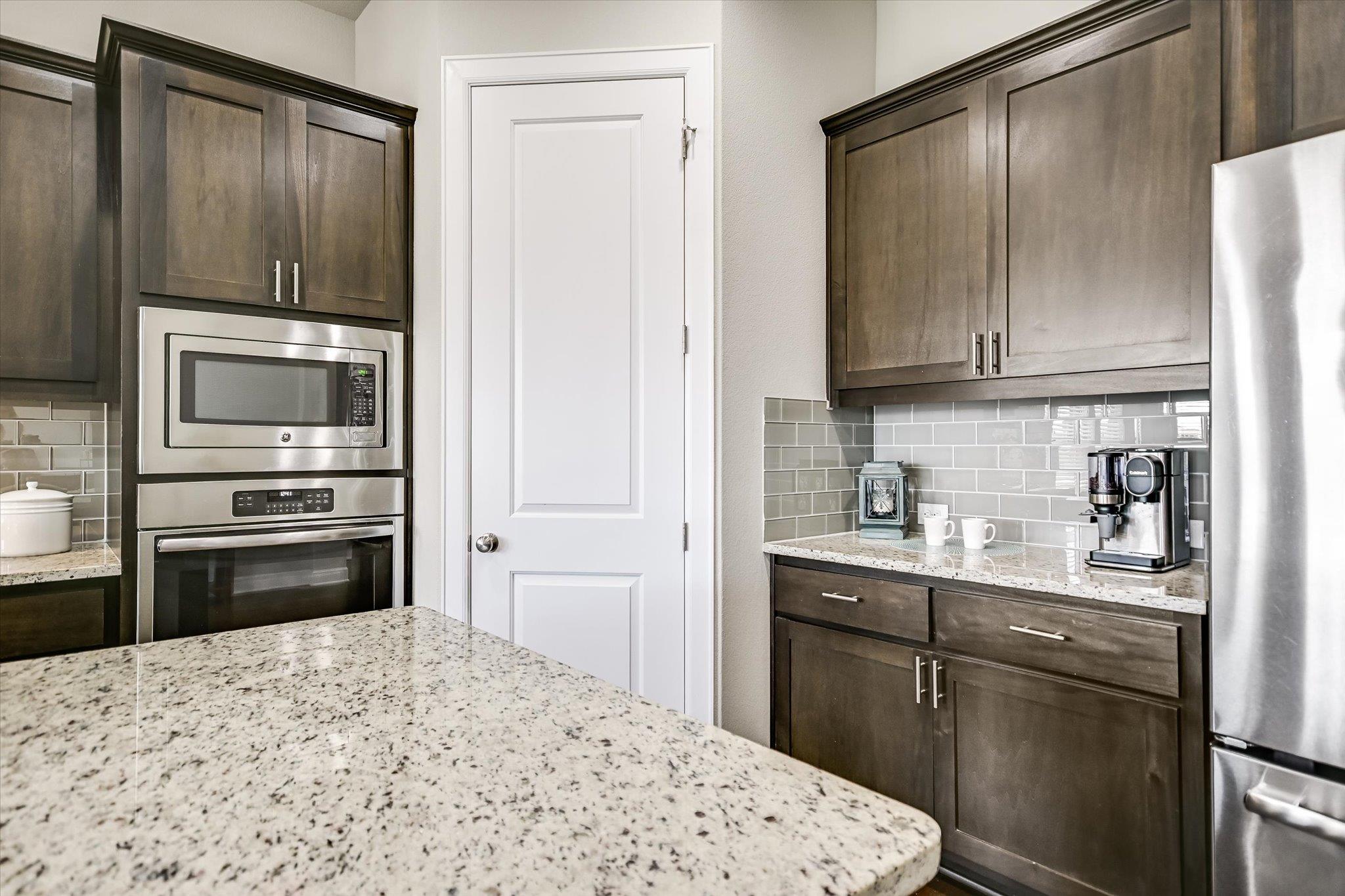 3236  Hidalgo Loop, photo 8