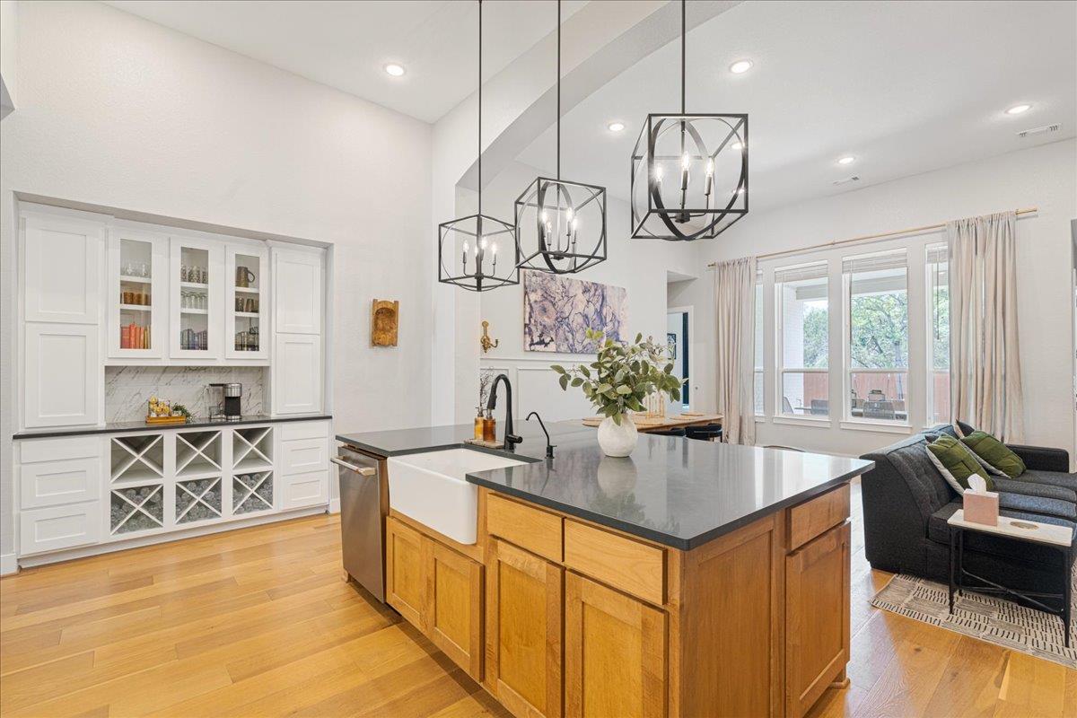 120  Shady Spring Trl, photo 12