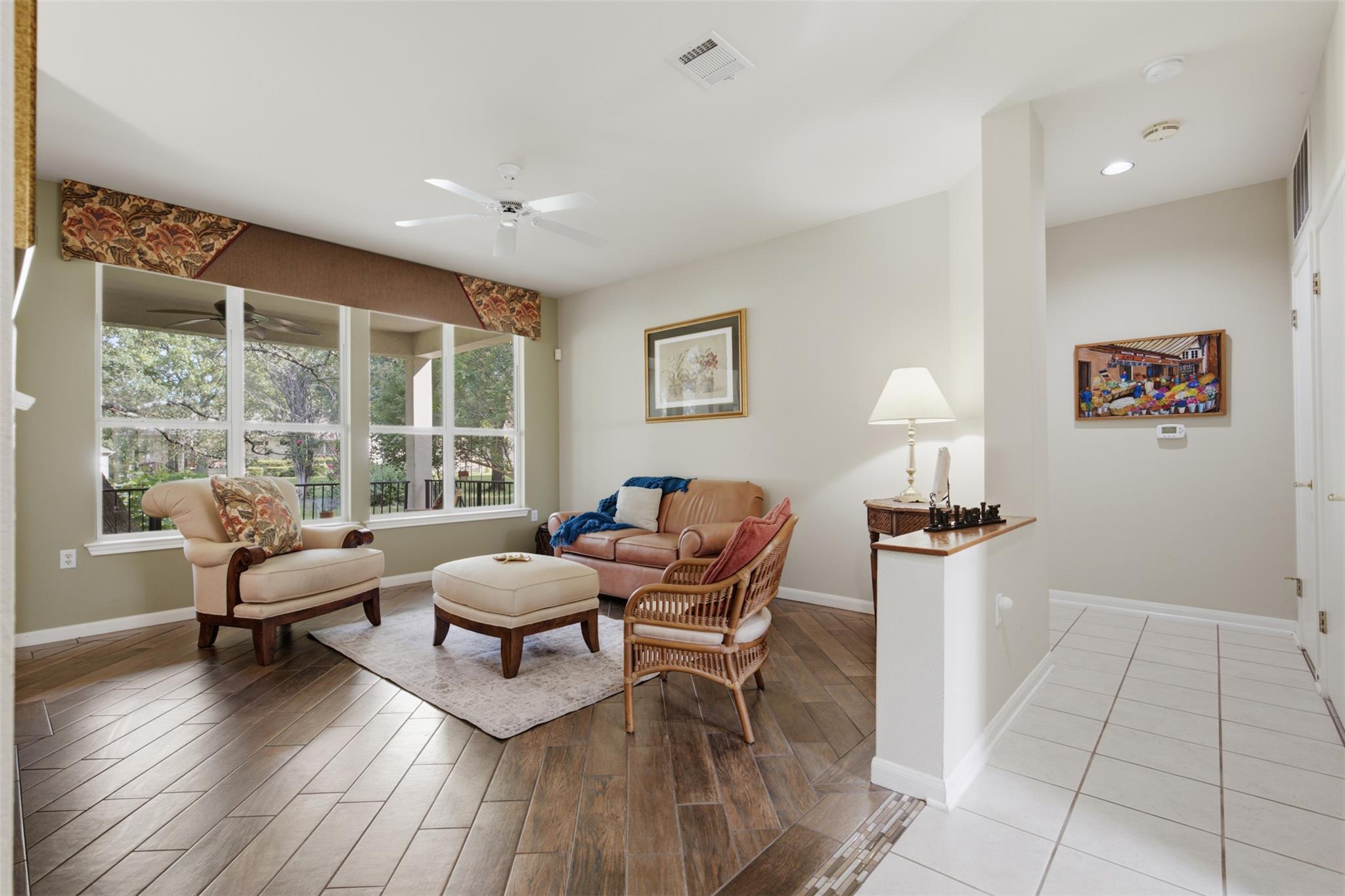 113  Larkspur Ln, photo 8