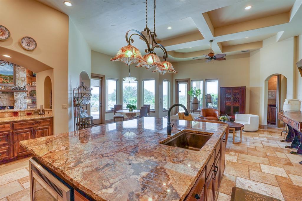 143  Westgate Loop, photo 3