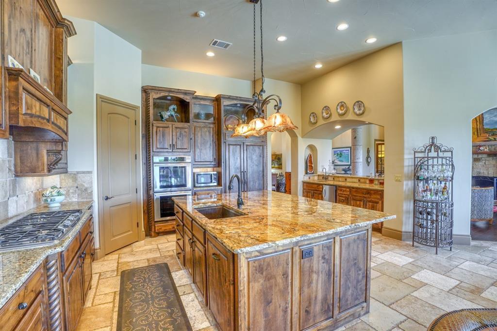 143  Westgate Loop, photo 5